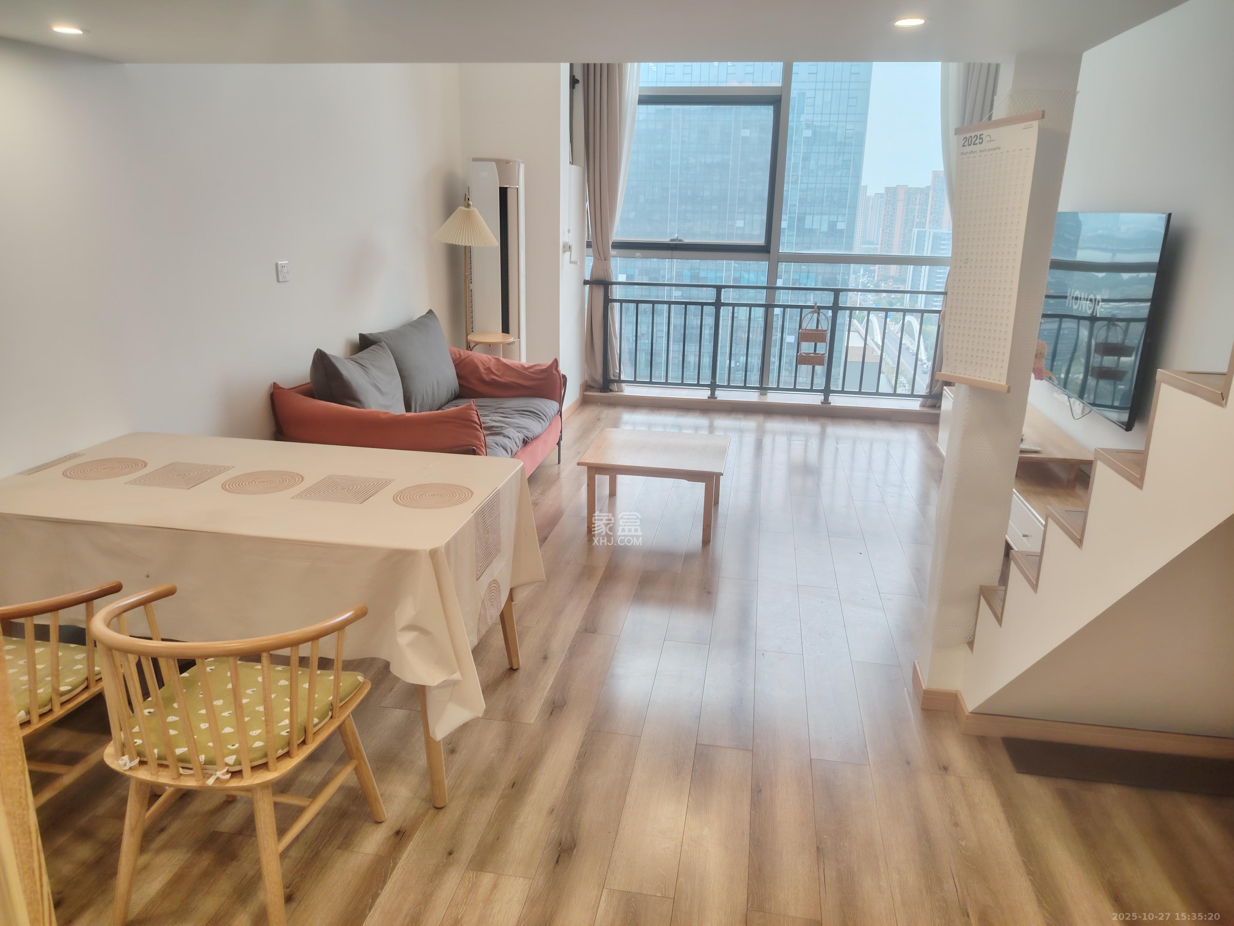 奥克斯滨仕花园(奥克斯洋湖广场/奥克斯中心)  1室0厅0卫    2300.0元/月 奥克斯滨仕花园(奥克斯洋湖广场/奥克斯中心)  1室0厅0卫    2300.0元/月