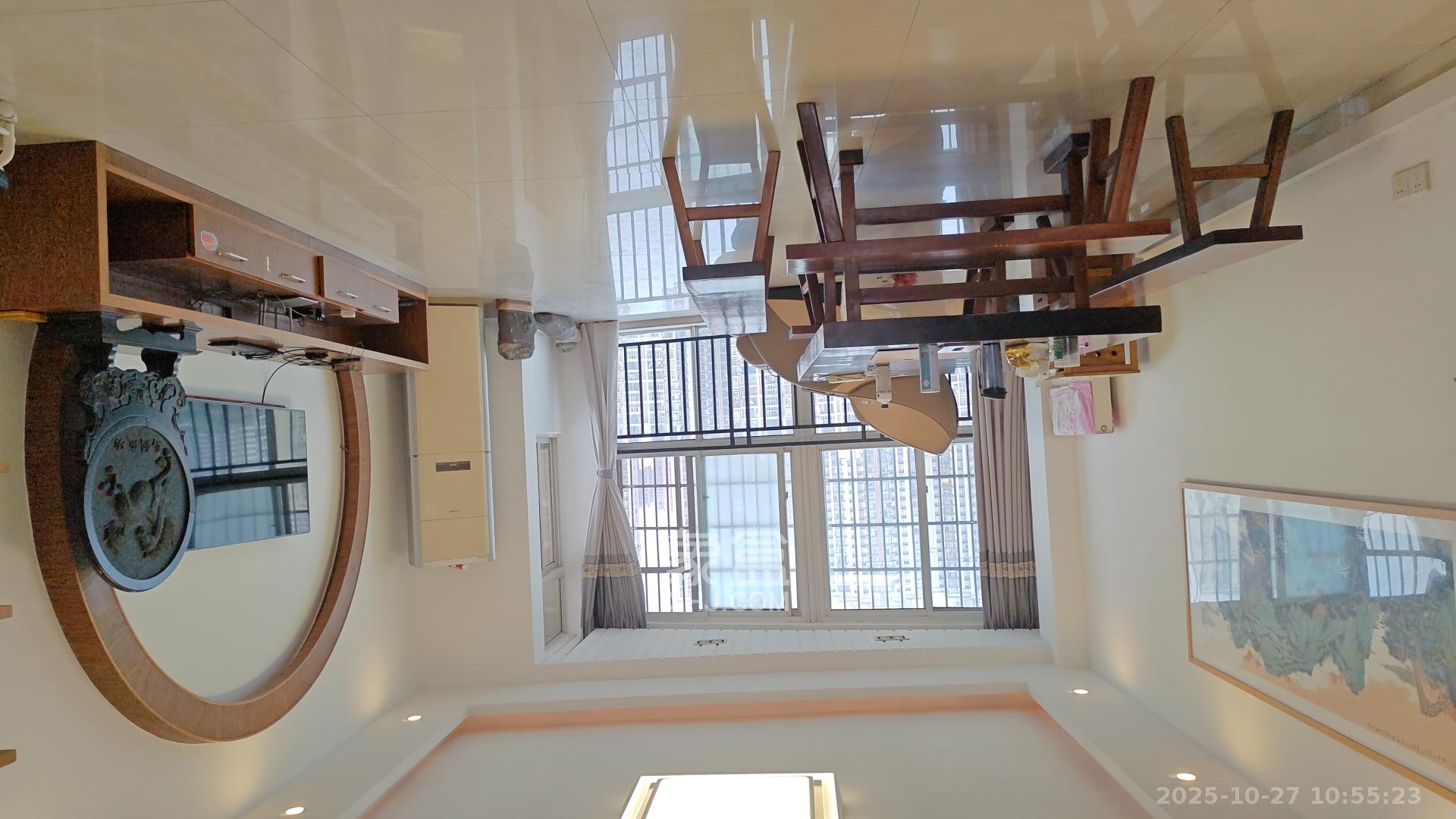 幸福洋房  4室2厅2卫    2400.0元/月室内图