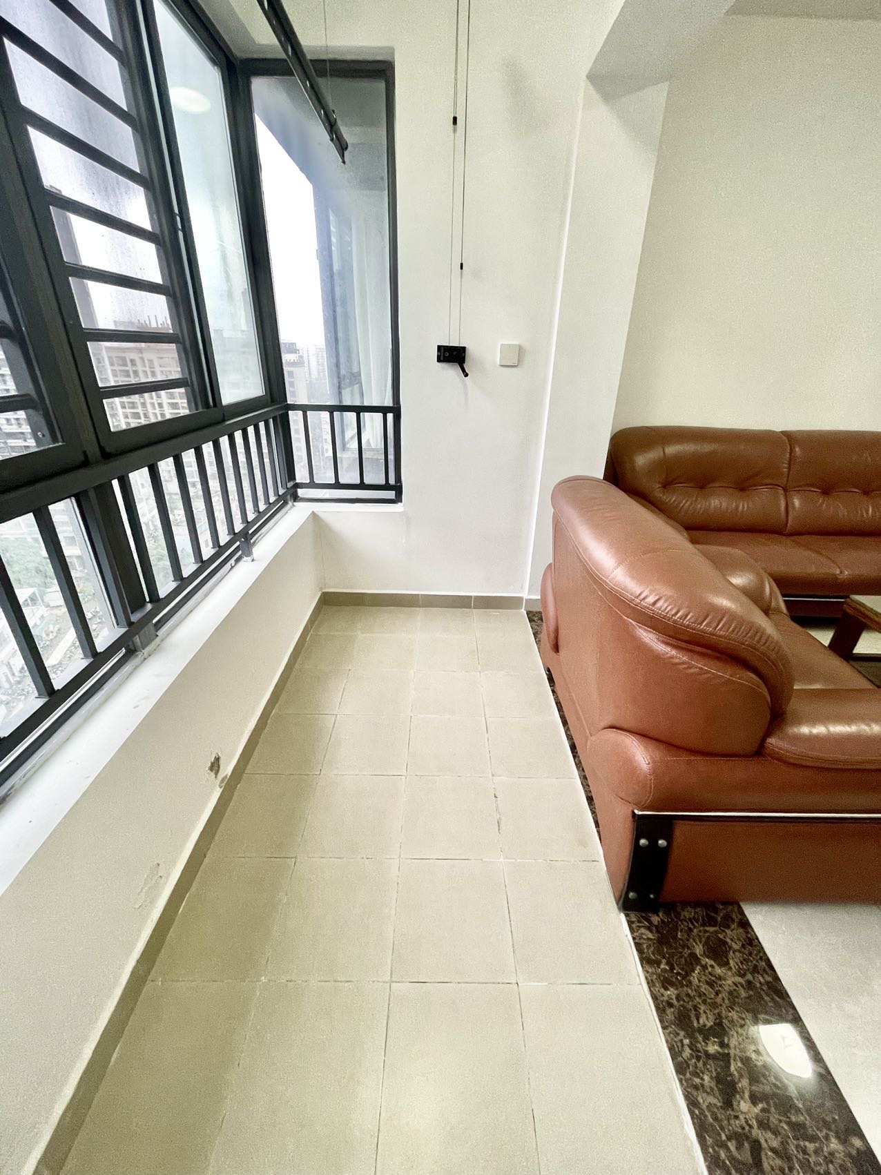 坡巷雅苑  3室2厅1卫    2800.0元/月室内图