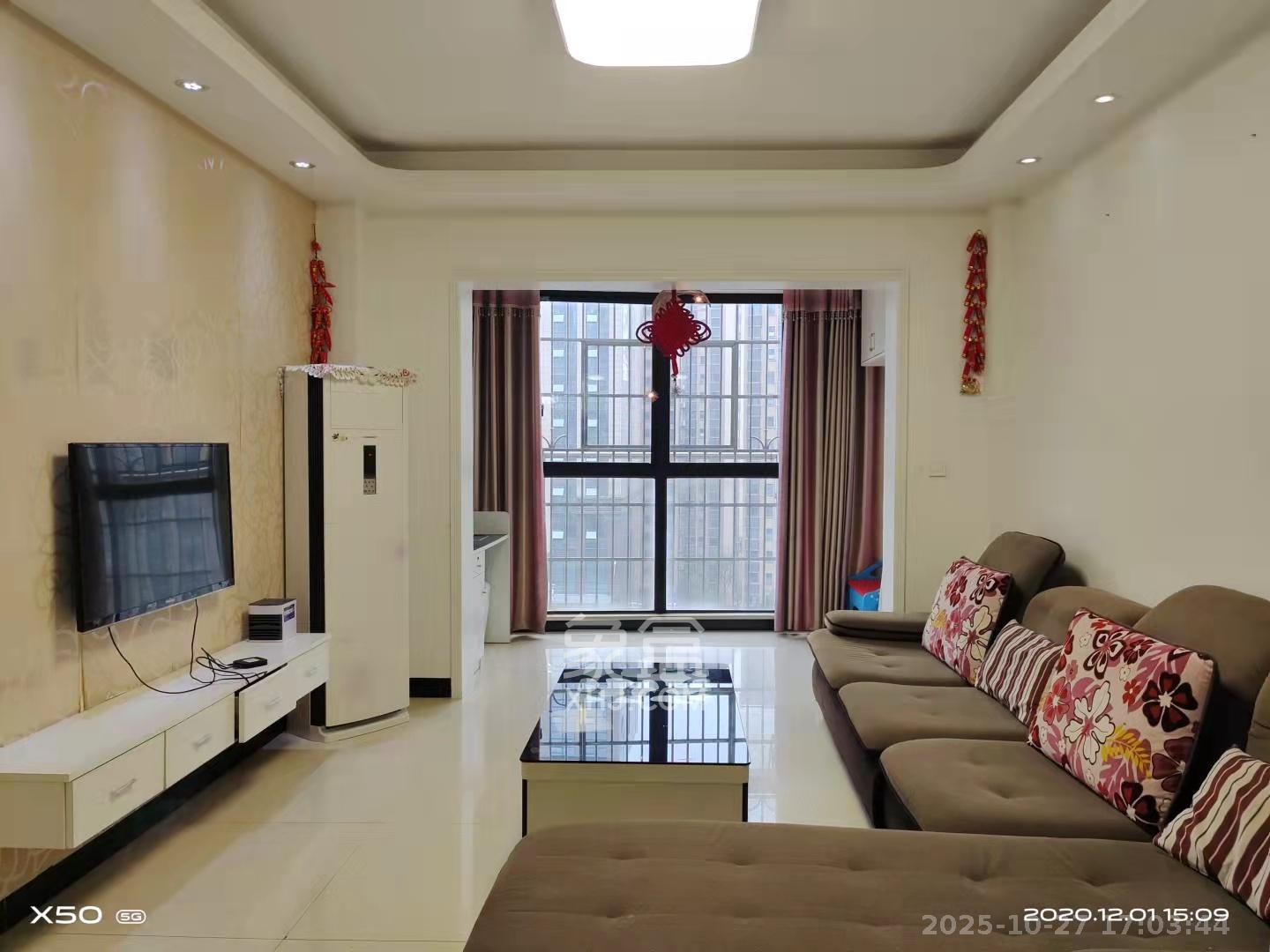 康斯丹郡(融程领秀佳园)  3室2厅1卫    2000.0元/月 康斯丹郡(融程领秀佳园)  3室2厅1卫    2000.0元/月室内图