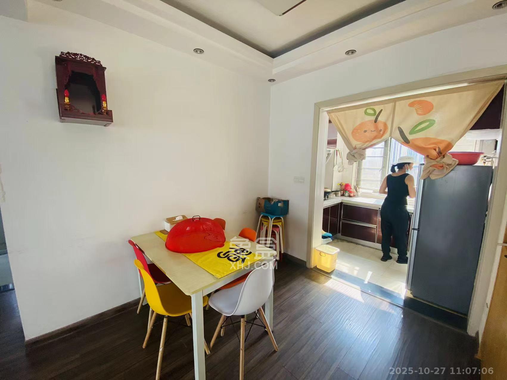 凯乐湘园  2室2厅1卫    2450.0元/月 凯乐湘园  2室2厅1卫    2450.0元/月室内图