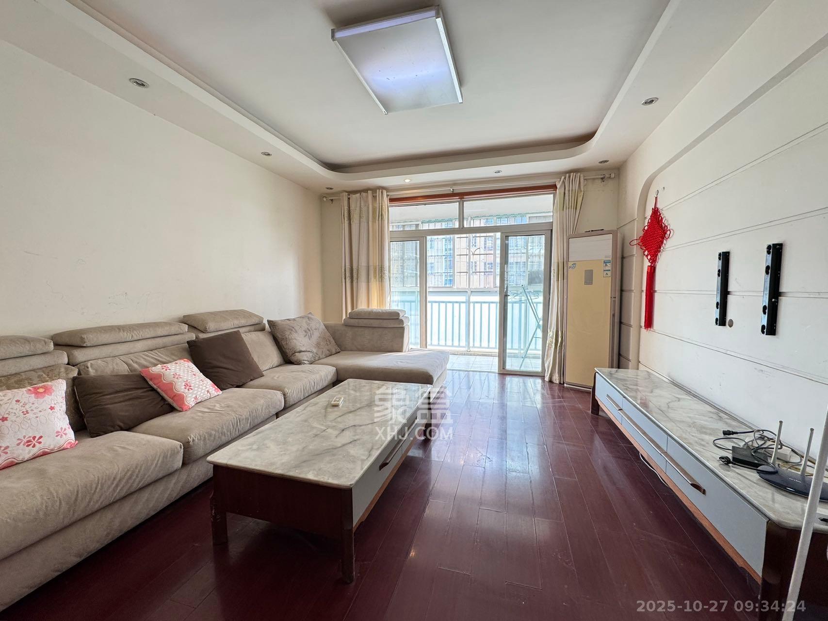 万丽景园  2室2厅1卫    1600.0元/月 万丽景园  2室2厅1卫    1600.0元/月