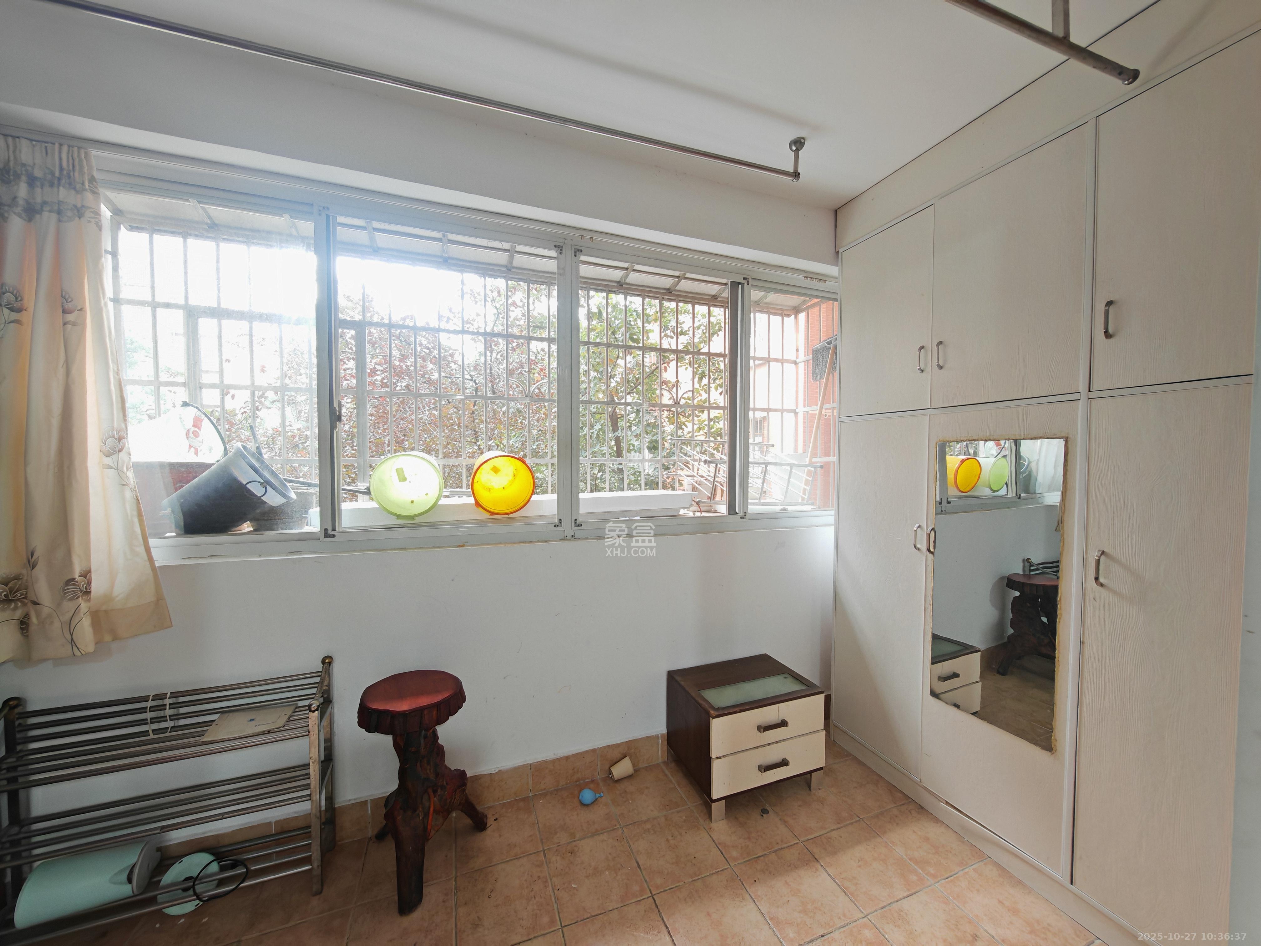 润芳园  2室2厅1卫    2000.0元/月室内图