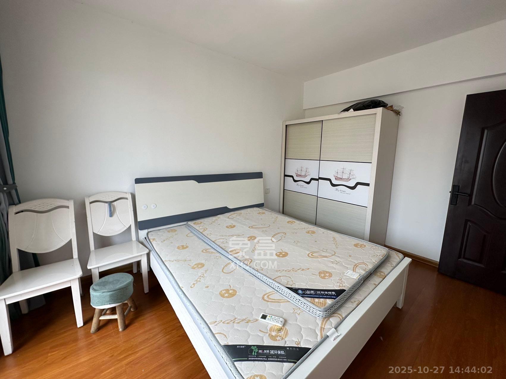 龙湖湘风原著(龙湖湘风星城) 3室2厅1卫 1600.0元/月 龙湖湘风原著(龙湖湘风星城) 3室2厅1卫 1600.0元/月室内图