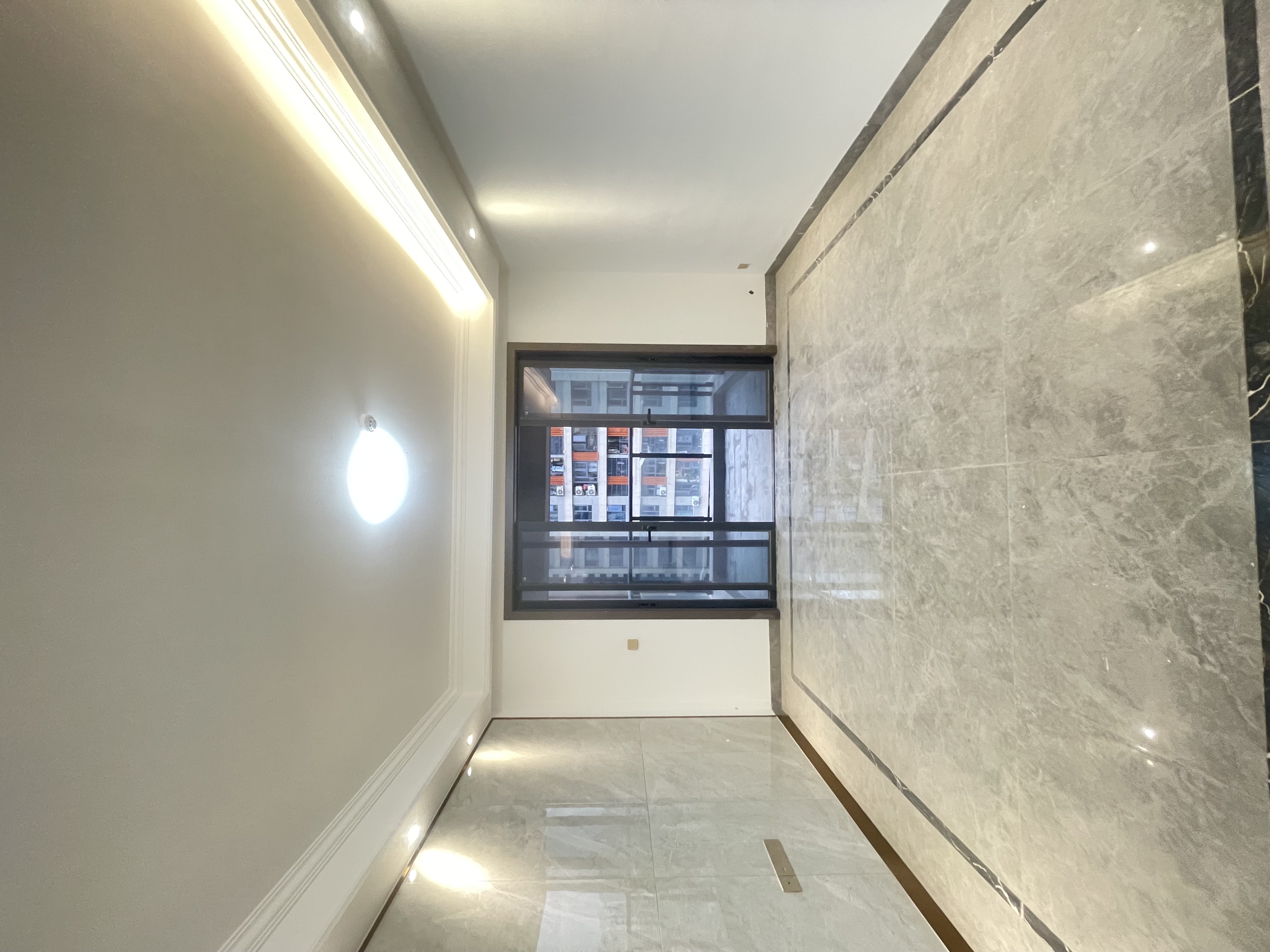 天街华府(海南新天地) 4室2厅2卫 3500.0元/月 天街华府(海南新天地) 4室2厅2卫 3500.0元/月室内图