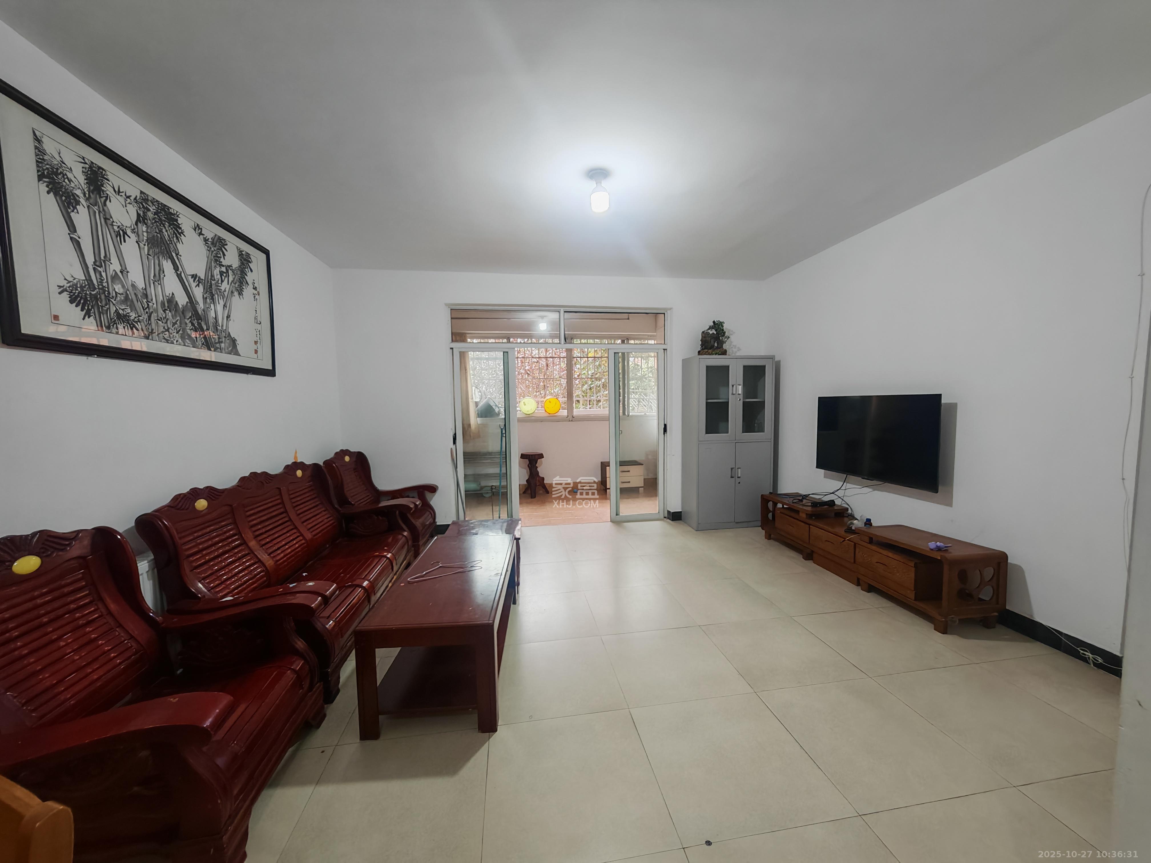 润芳园  2室2厅1卫    2000.0元/月