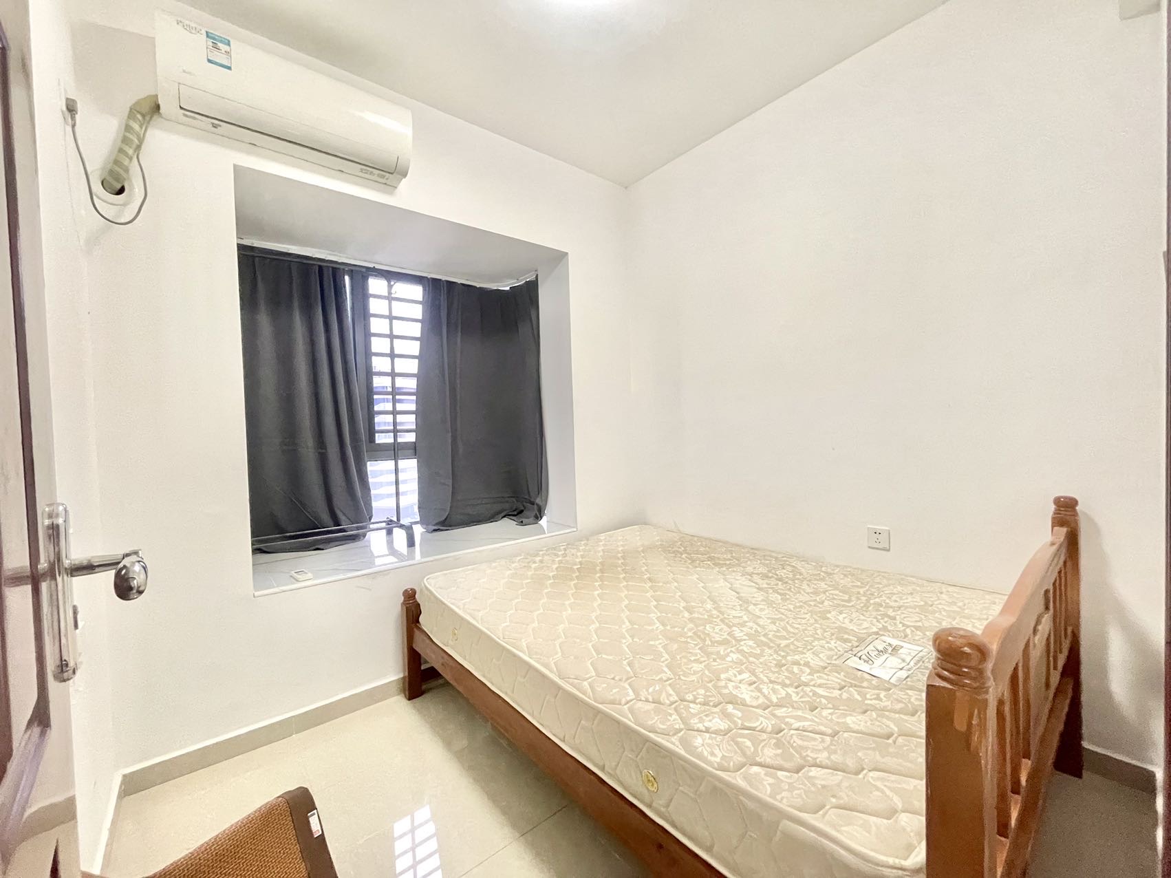 坡巷雅苑  3室2厅1卫    2800.0元/月室内图