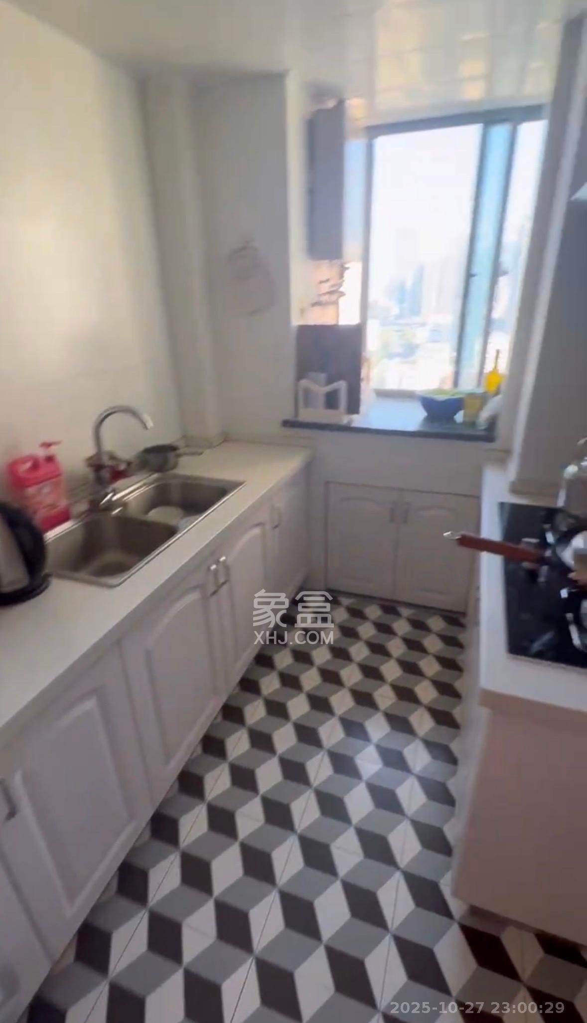 东方银座(东方摩卡)  4室2厅1卫    3280.0元/月 东方银座(东方摩卡)  4室2厅1卫    3280.0元/月室内图