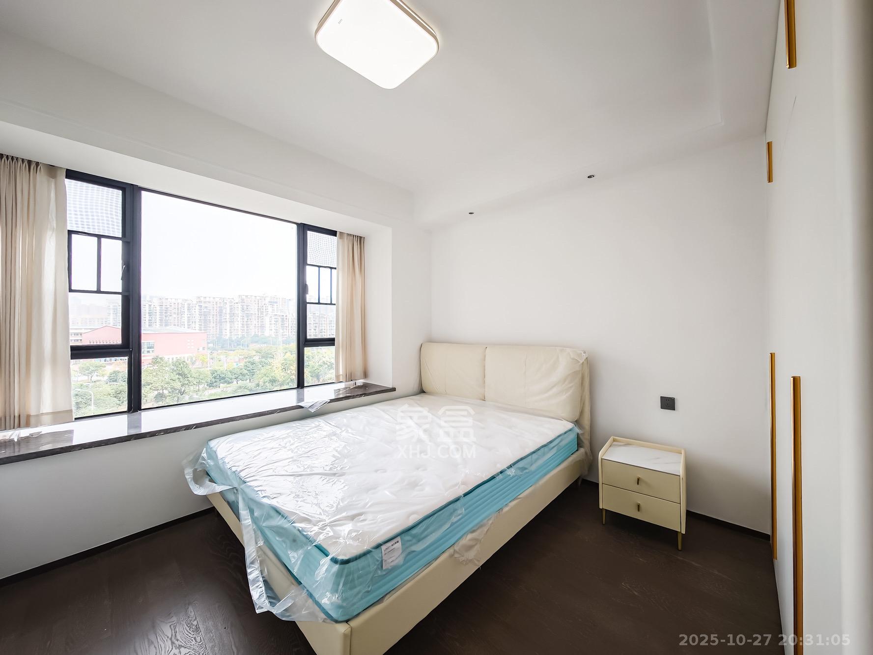 中欣楚天御府B区观澜  4室2厅2卫    11000.0元/月 中欣楚天御府B区观澜  4室2厅2卫    11000.0元/月室内图