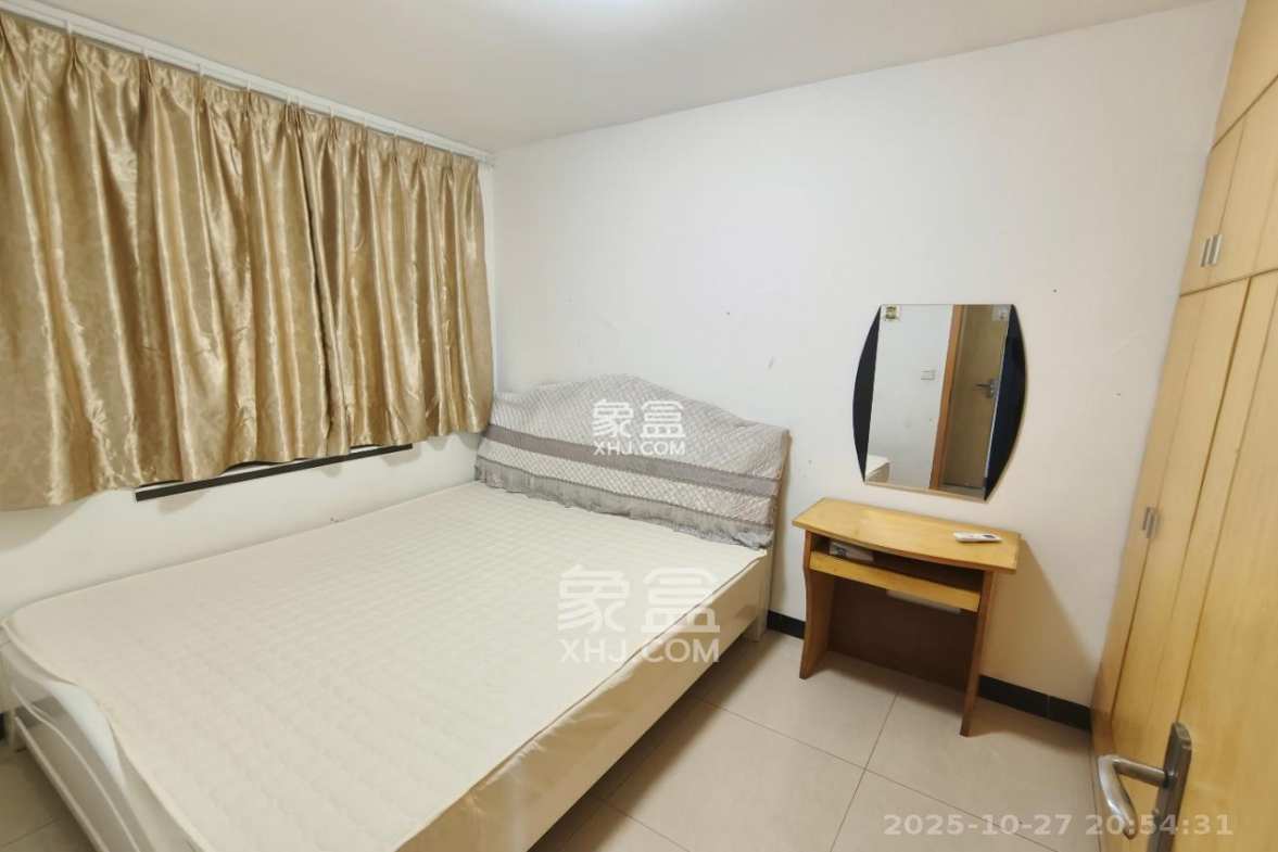 蝴蝶谷 2室2厅1卫 1400.0元/月 蝴蝶谷 2室2厅1卫 1400.0元/月室内图