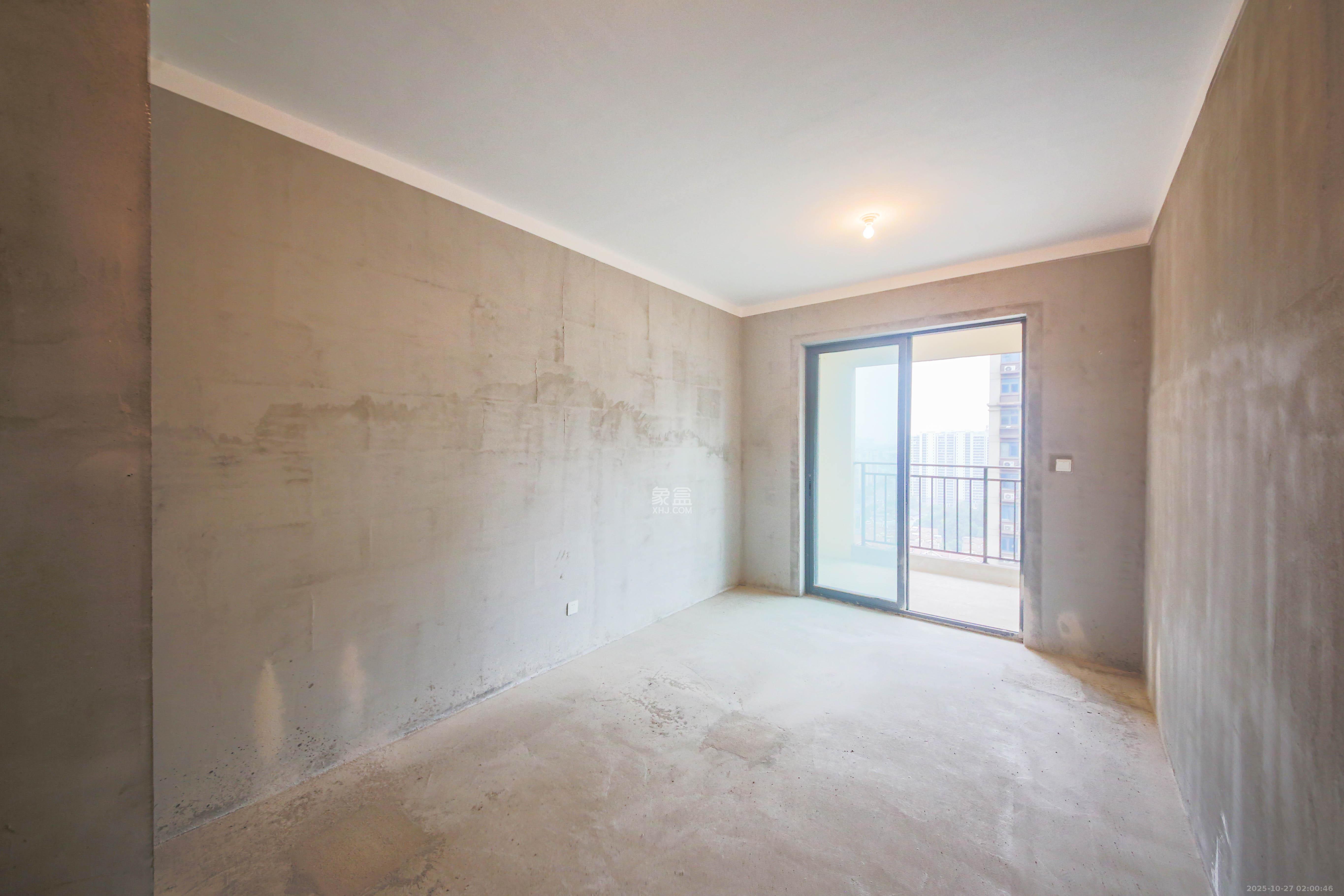 中建钰和城 4室2厅3卫 285.0万 中建钰和城 4室2厅3卫 285.0万卧室