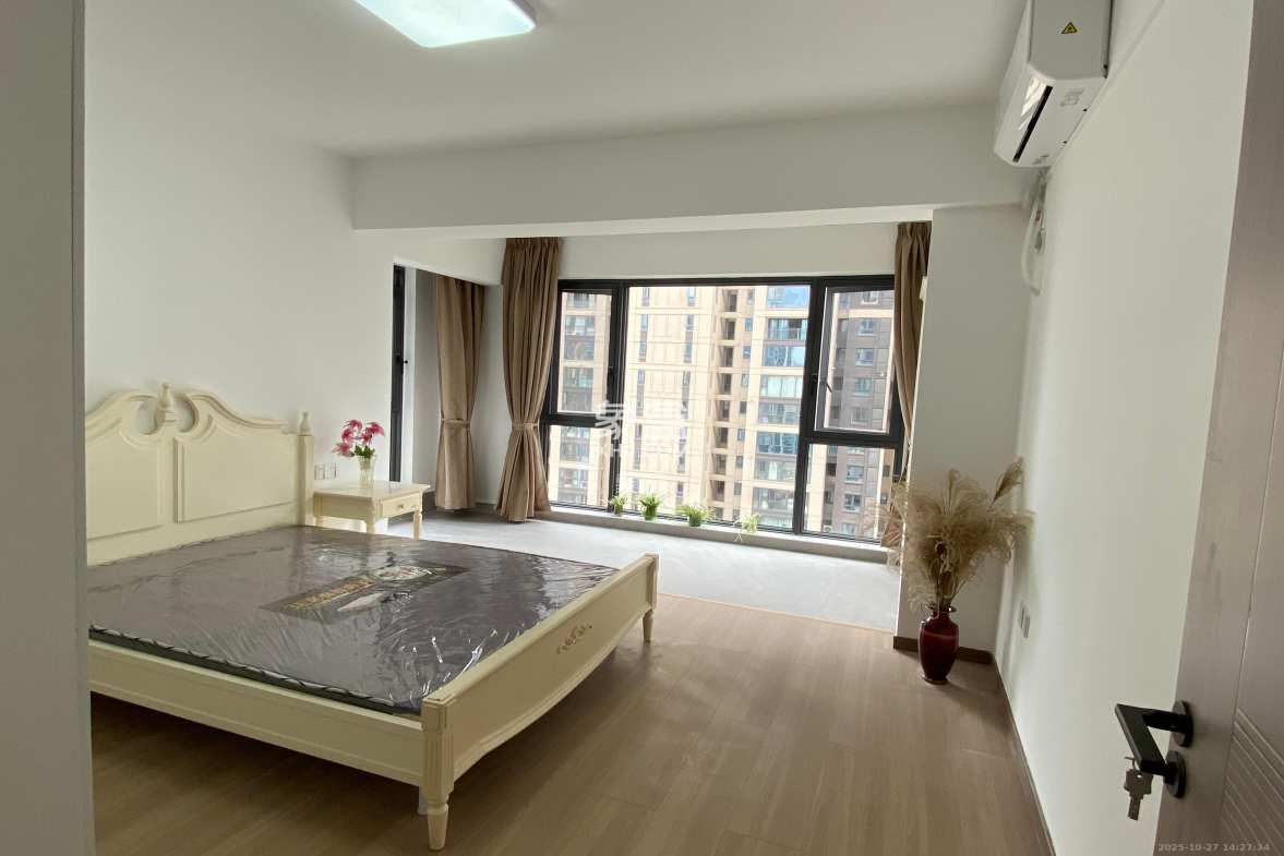 建发中央公园(建发美地) 2室2厅1卫 3200.0元/月 建发中央公园(建发美地) 2室2厅1卫 3200.0元/月室内图