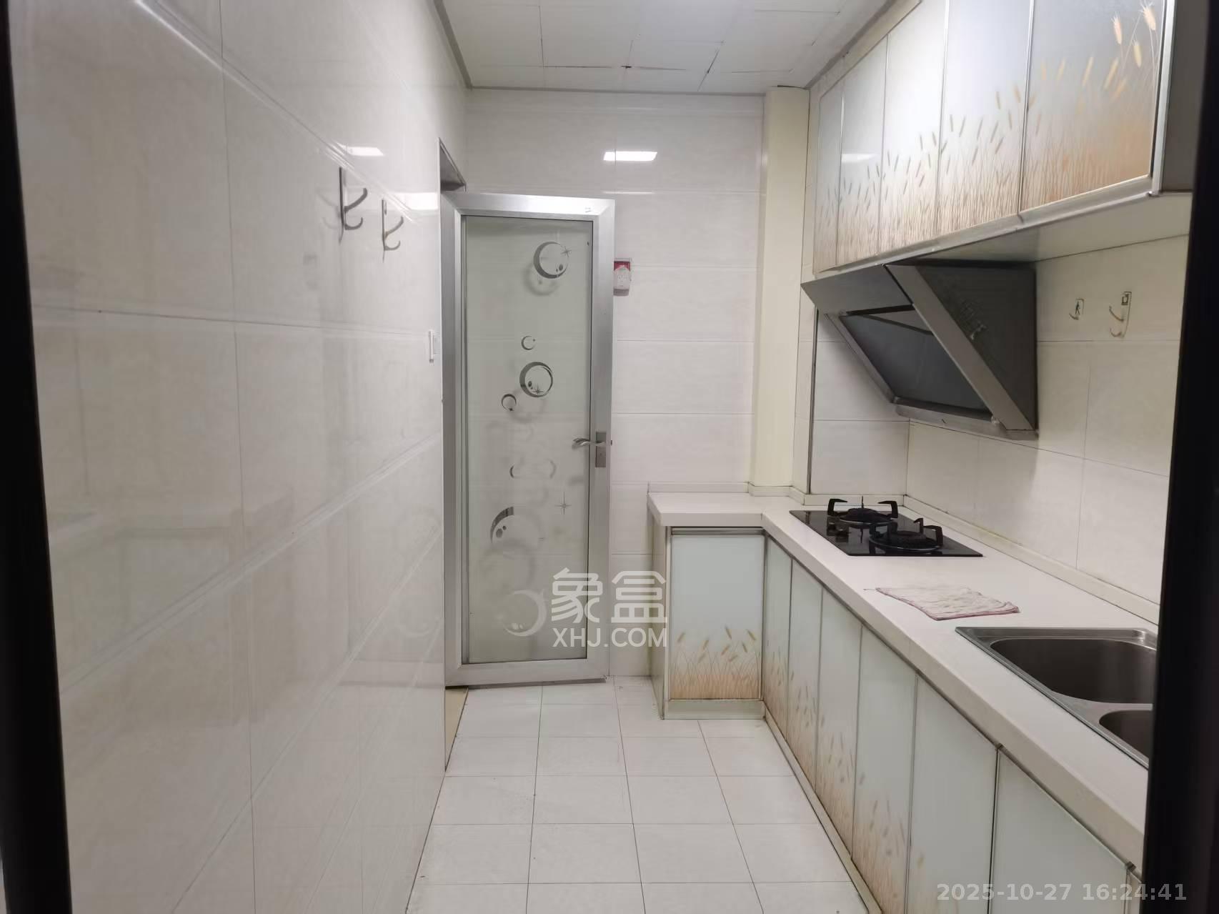 宏聚地中海  2室2厅1卫    1600.0元/月 宏聚地中海  2室2厅1卫    1600.0元/月室内图