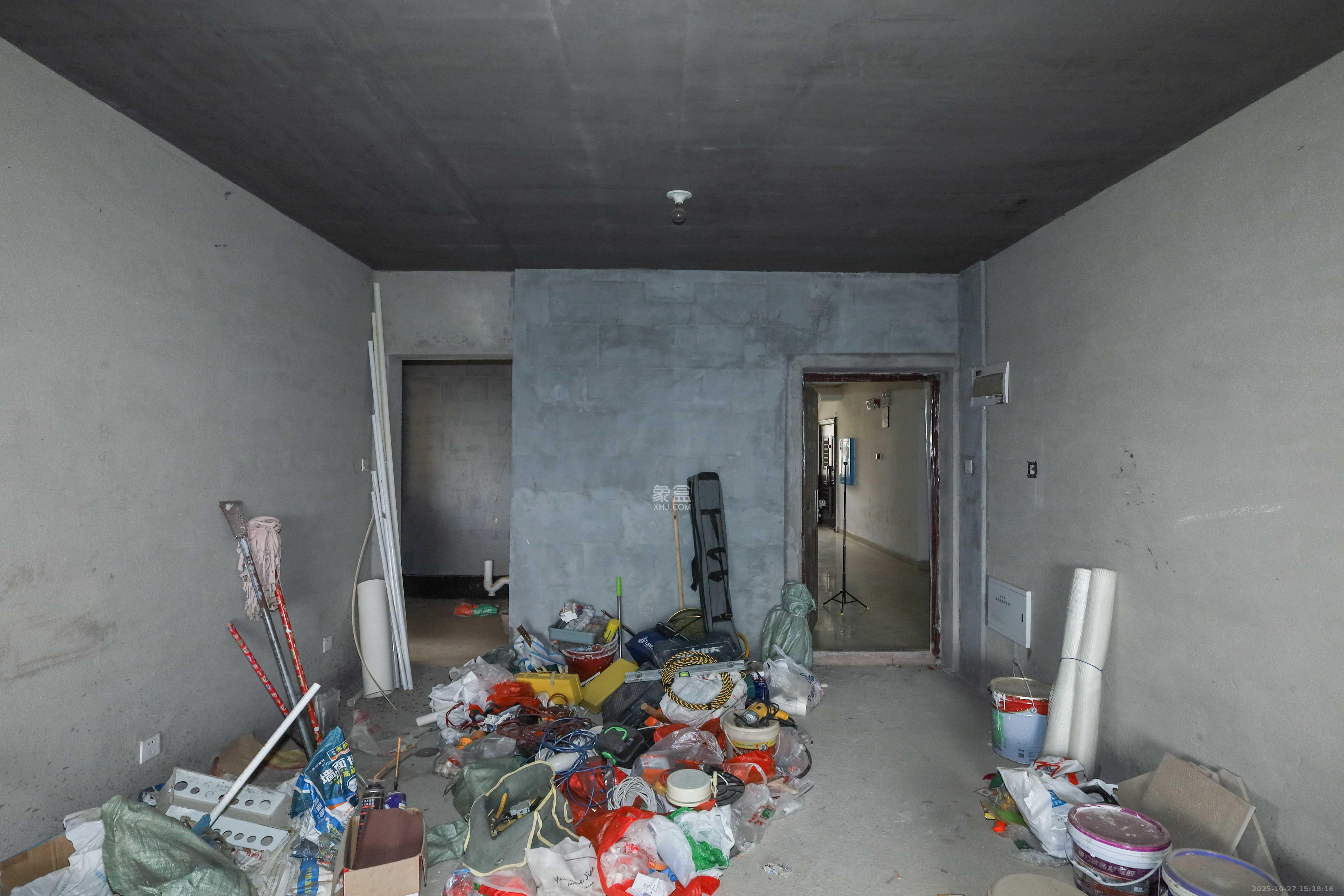 桥头家苑一期  3室2厅1卫    65.0万 桥头家苑一期  3室2厅1卫    65.0万客厅