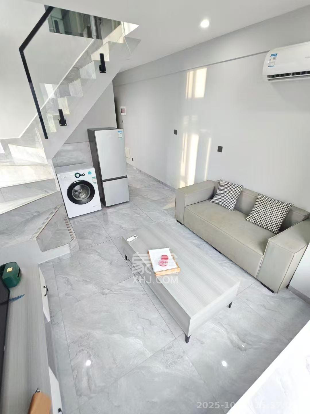 君悦新天地 2室1厅2卫 2500.0元/月 君悦新天地 2室1厅2卫 2500.0元/月室内图