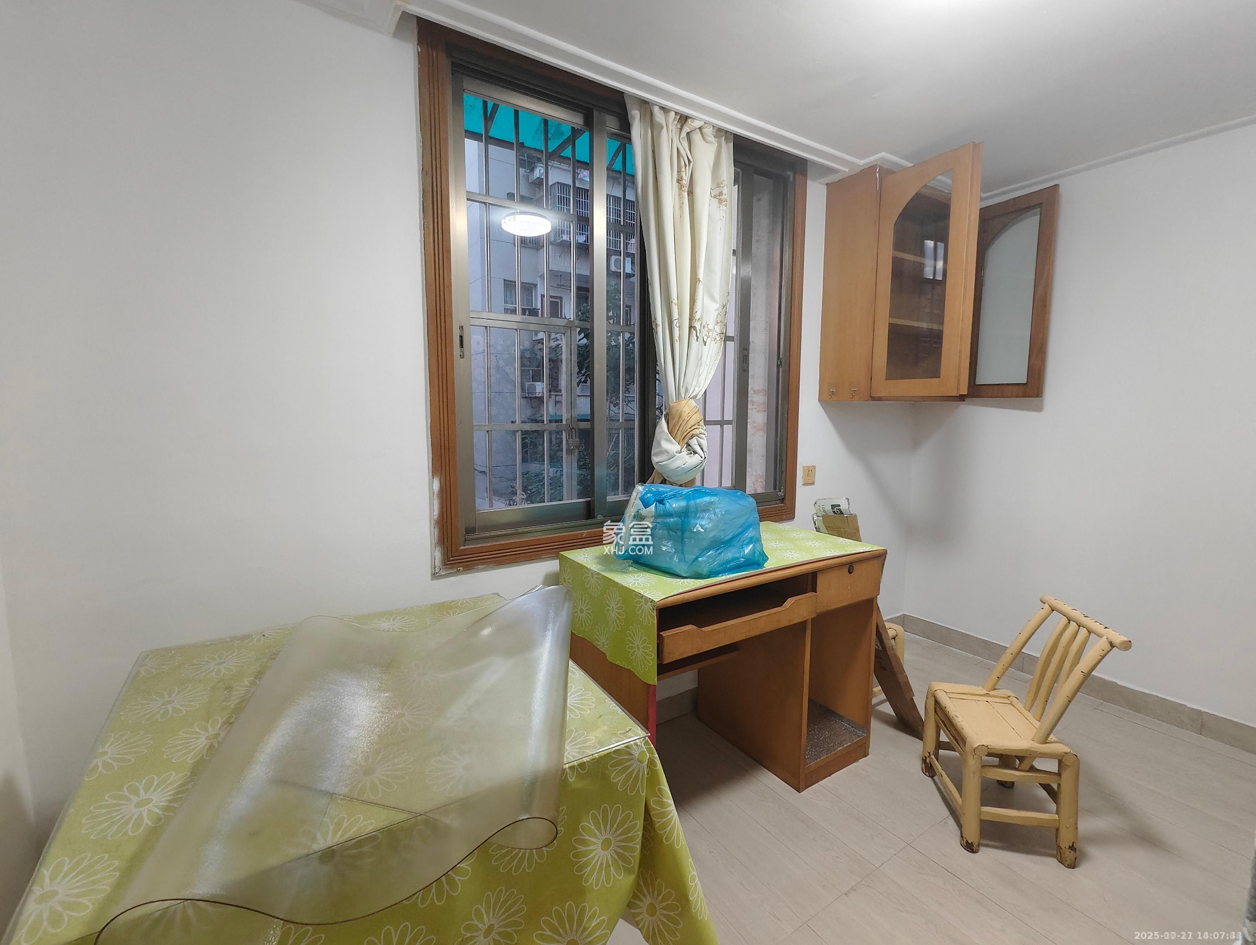 文华商住楼 3室2厅2卫 2800.0元/月 文华商住楼 3室2厅2卫 2800.0元/月室内图