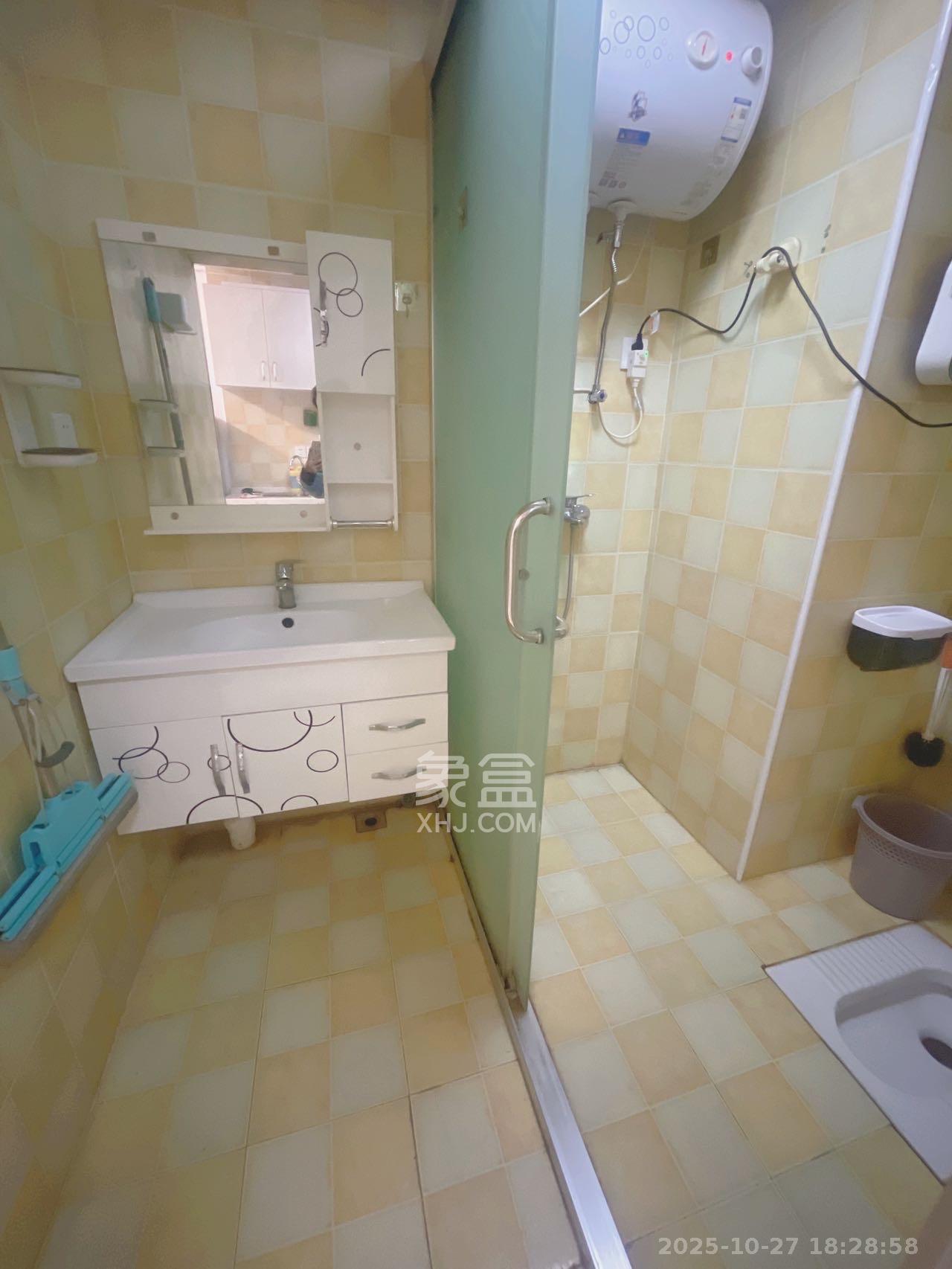 梅溪国际公寓(步步高新天地) 1室1厅1卫 1700.0元/月 梅溪国际公寓(步步高新天地) 1室1厅1卫 1700.0元/月室内图