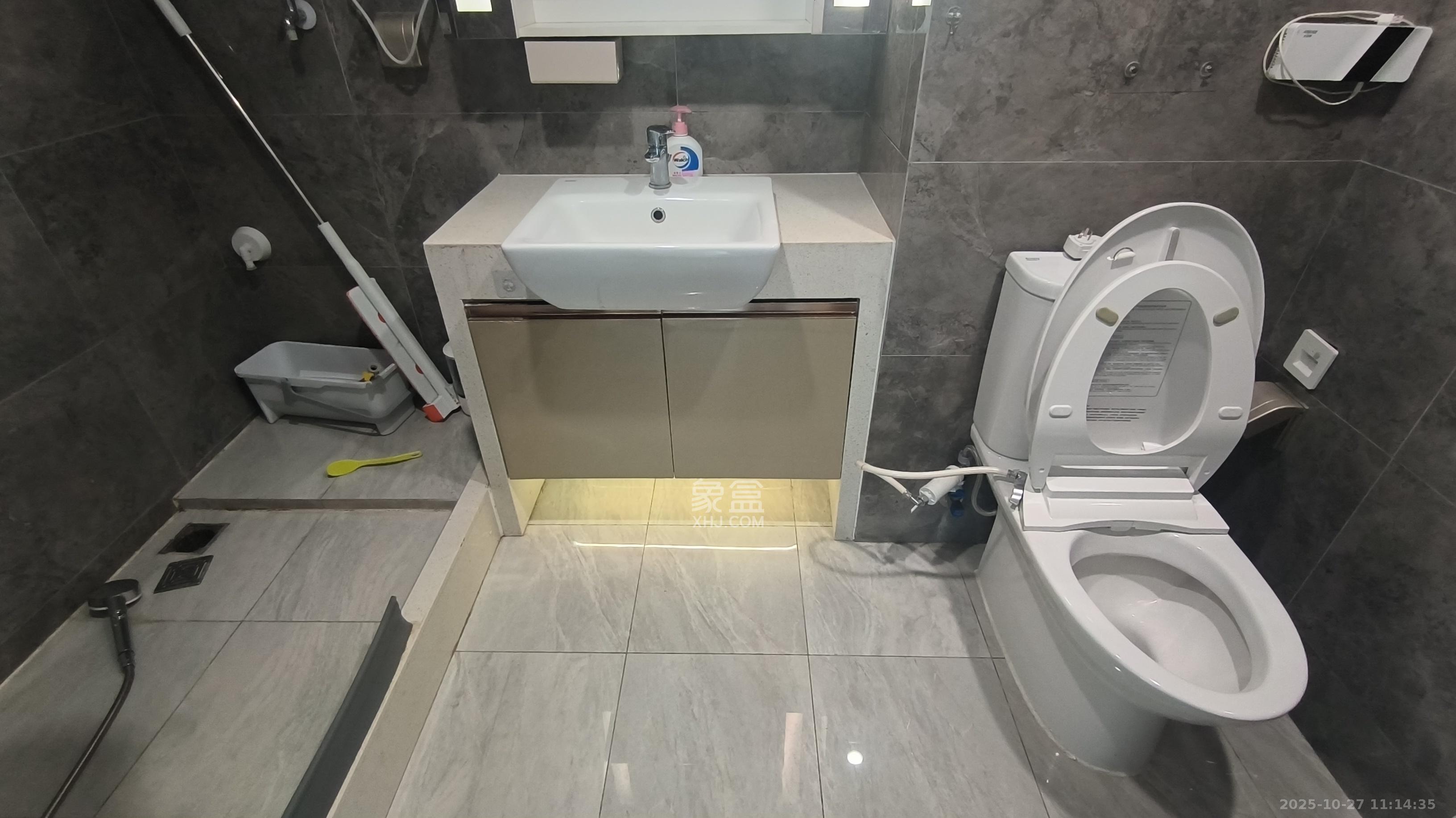 华远华时代 4室1厅2卫 4600.0元/月 华远华时代 4室1厅2卫 4600.0元/月室内图