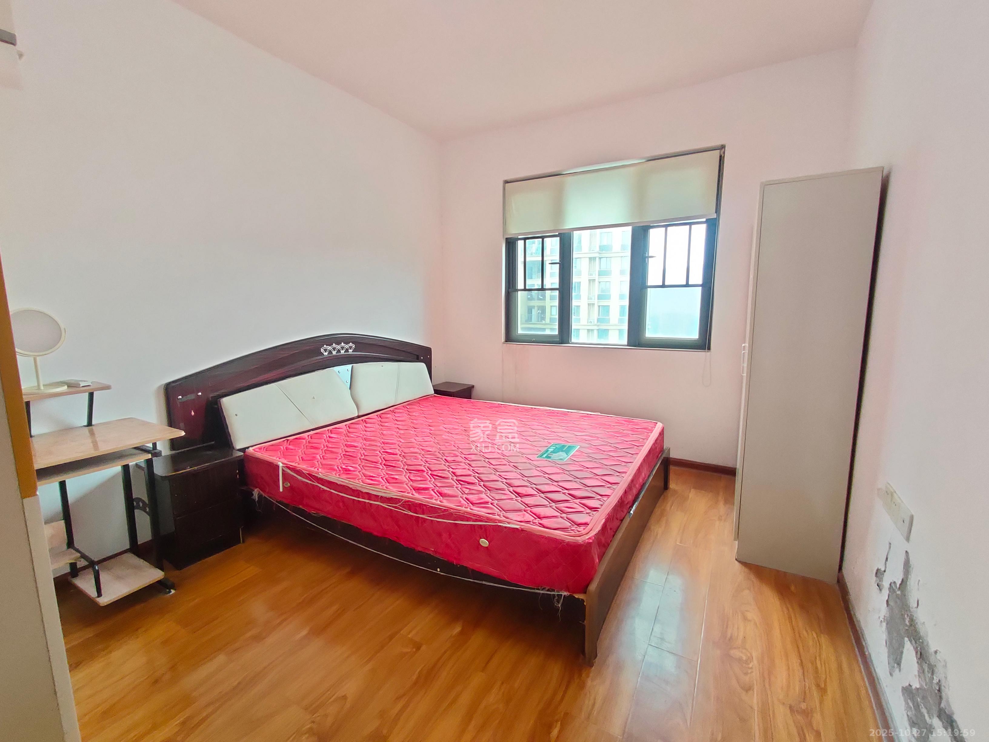 澳海澜庭  2室2厅1卫    1300.0元/月室内图