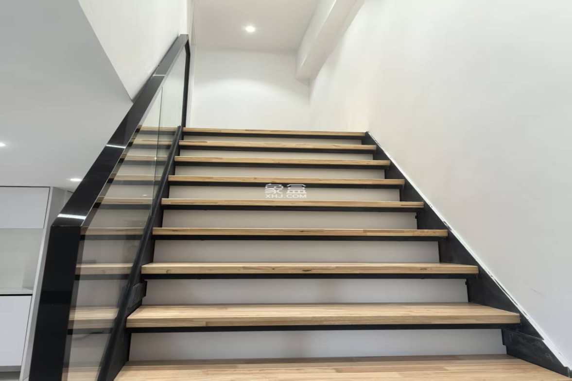 海航豪庭南苑  1室1厅2卫    3500.0元/月 海航豪庭南苑  1室1厅2卫    3500.0元/月室内图