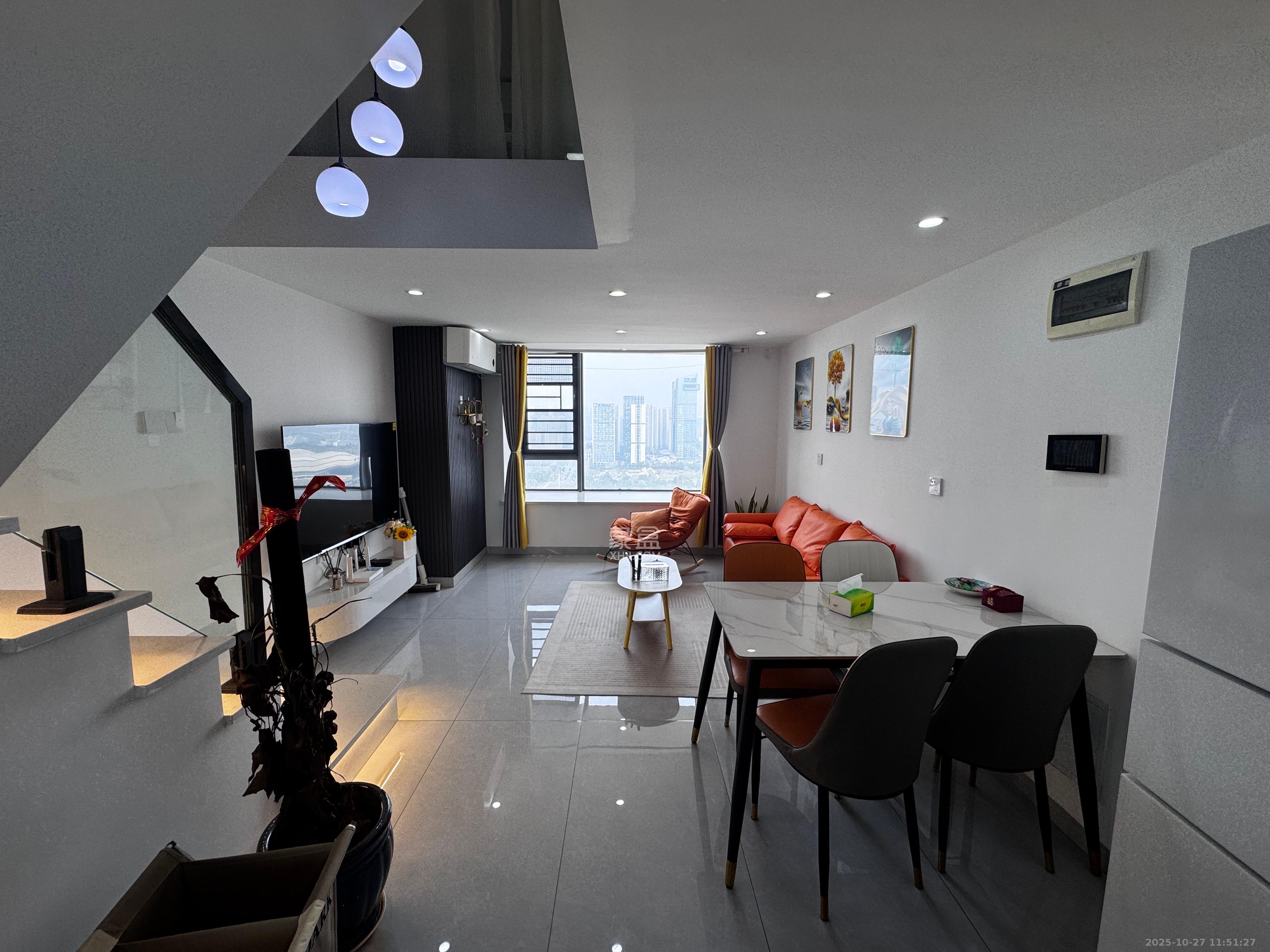 佳兆业云顶都汇  2室2厅2卫    2300.0元/月室内图