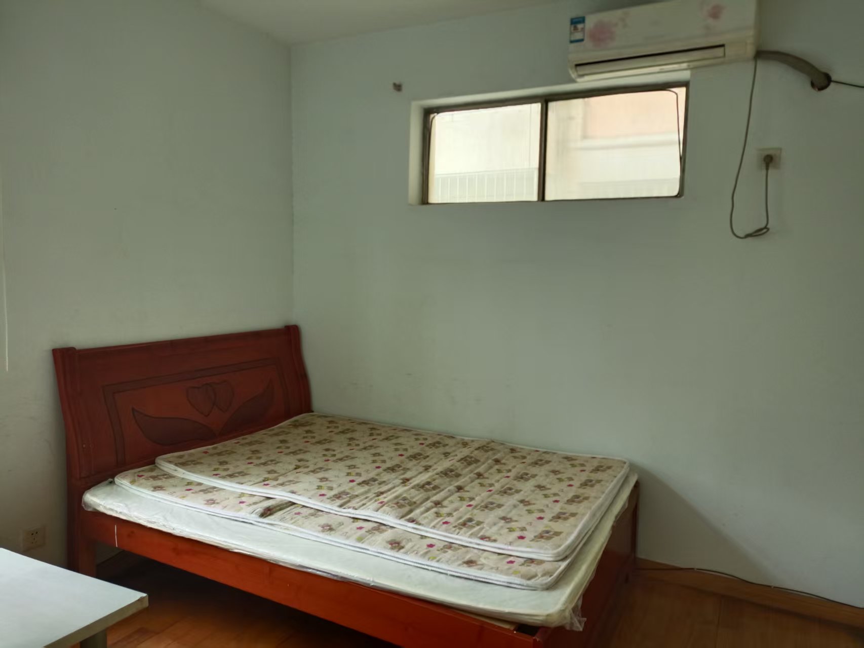 梓怡华盛家园  3室2厅2卫    1800.0元/月室内图