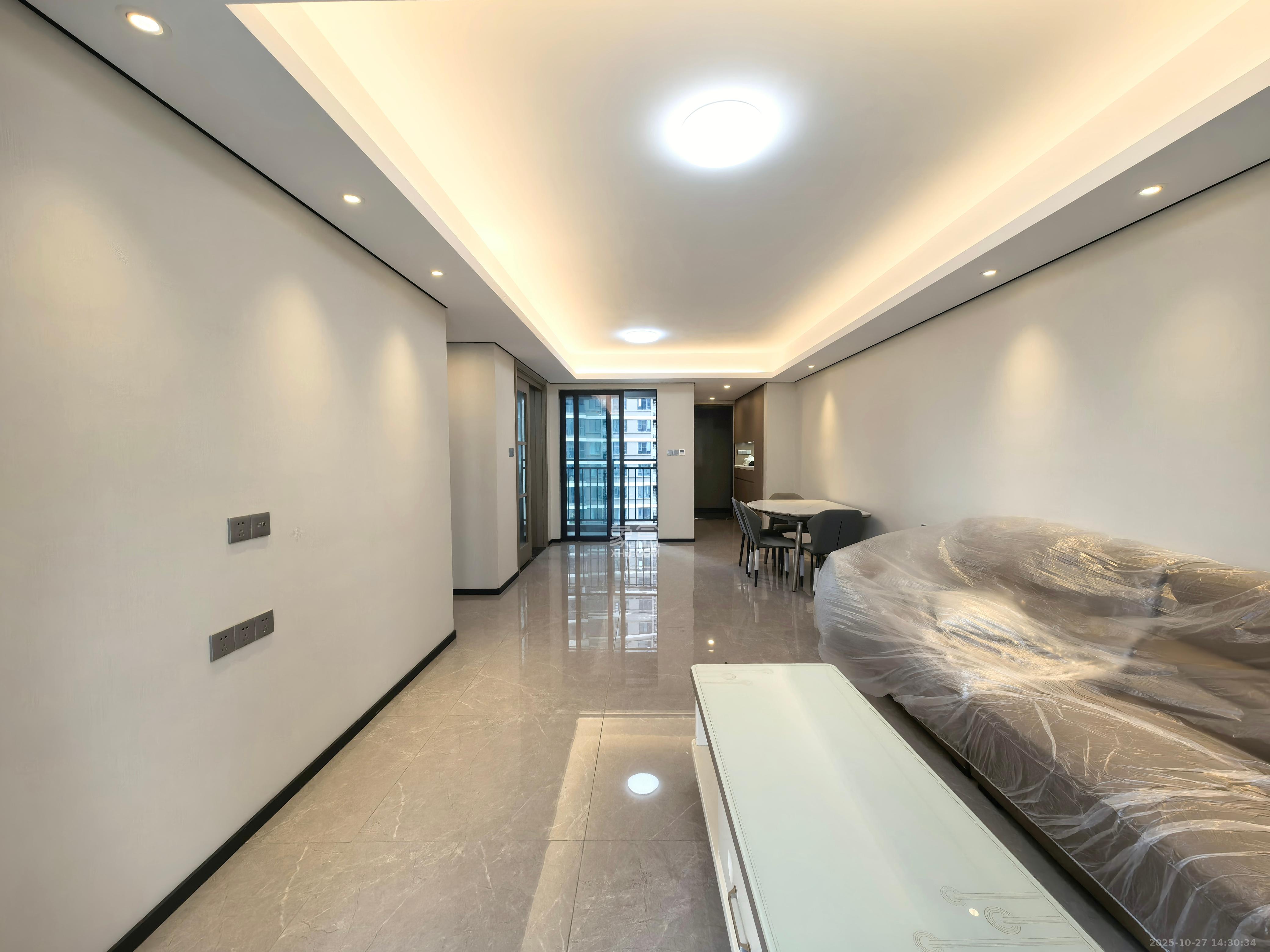 中海麓山境北区  4室2厅2卫    3000.0元/月室内图