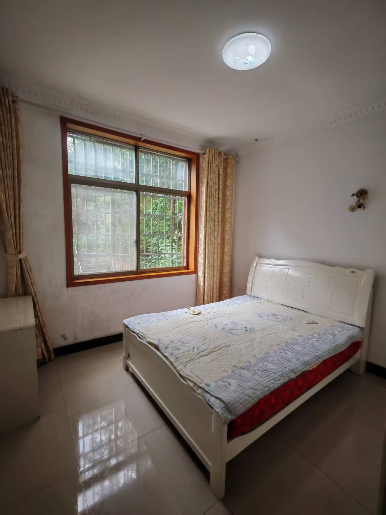 悦江花园  2室2厅1卫    1280.0元/月室内图