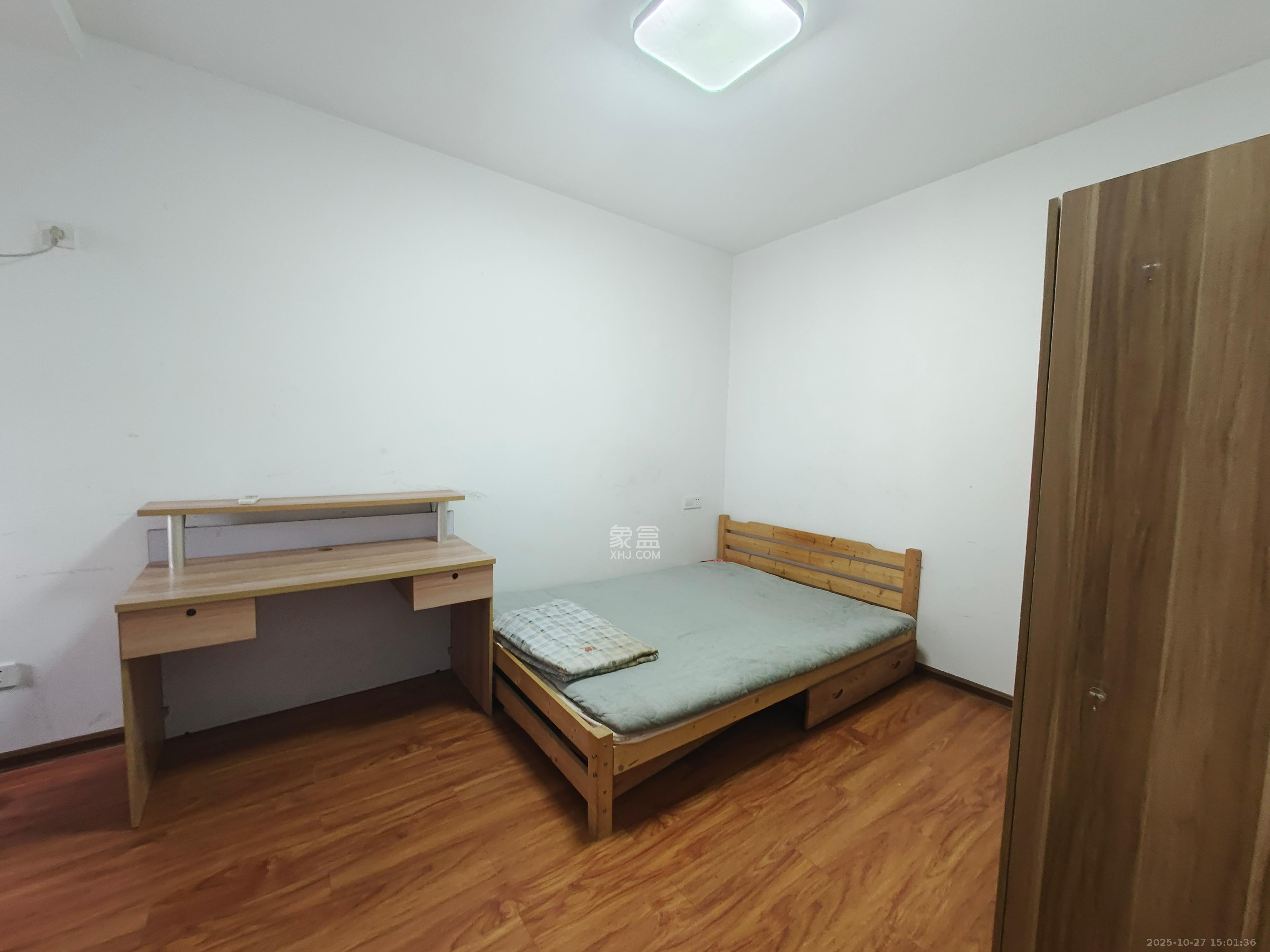 望兴景园二期(望兴西西里)  2室2厅1卫    2300.0元/月 望兴景园二期(望兴西西里)  2室2厅1卫    2300.0元/月室内图