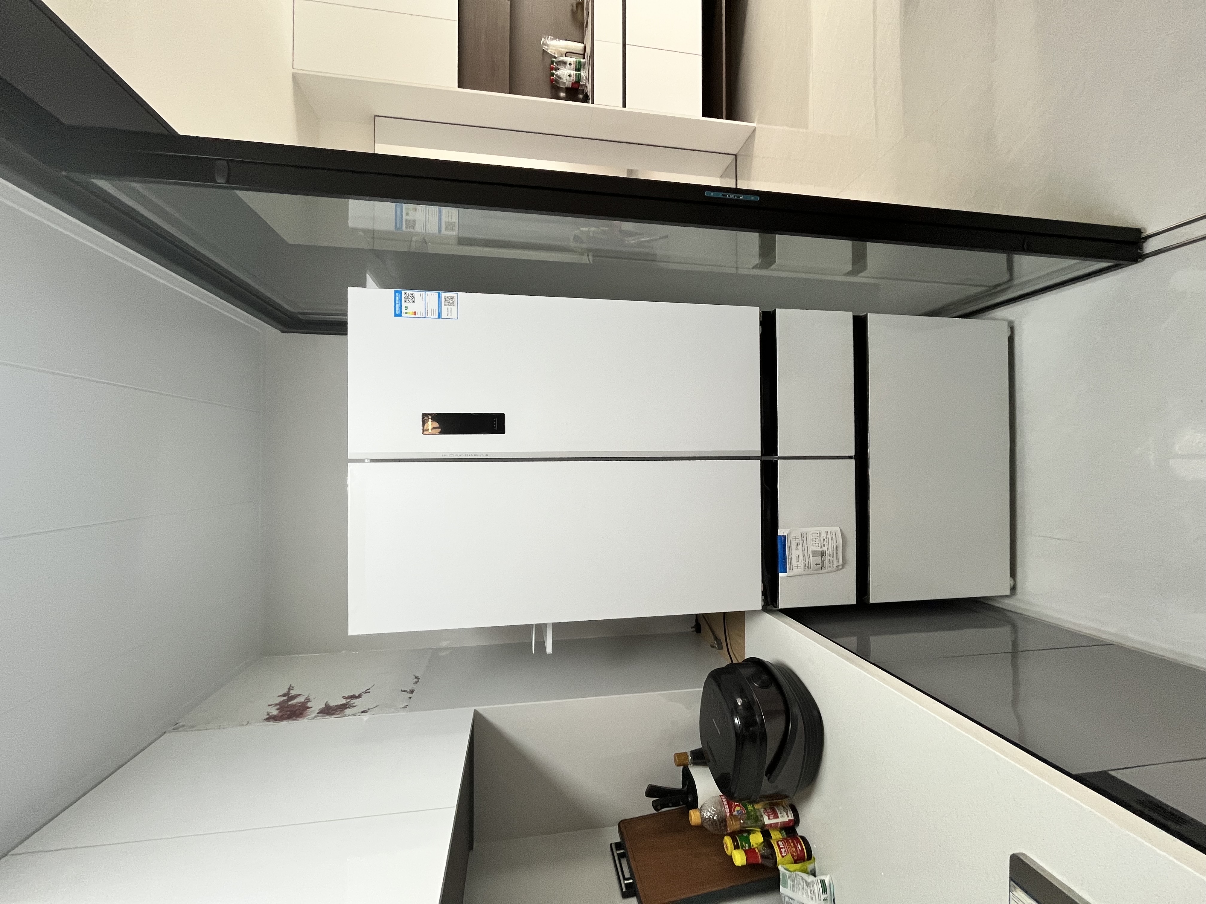 互助小区电梯房  2室2厅1卫    3000.0元/月