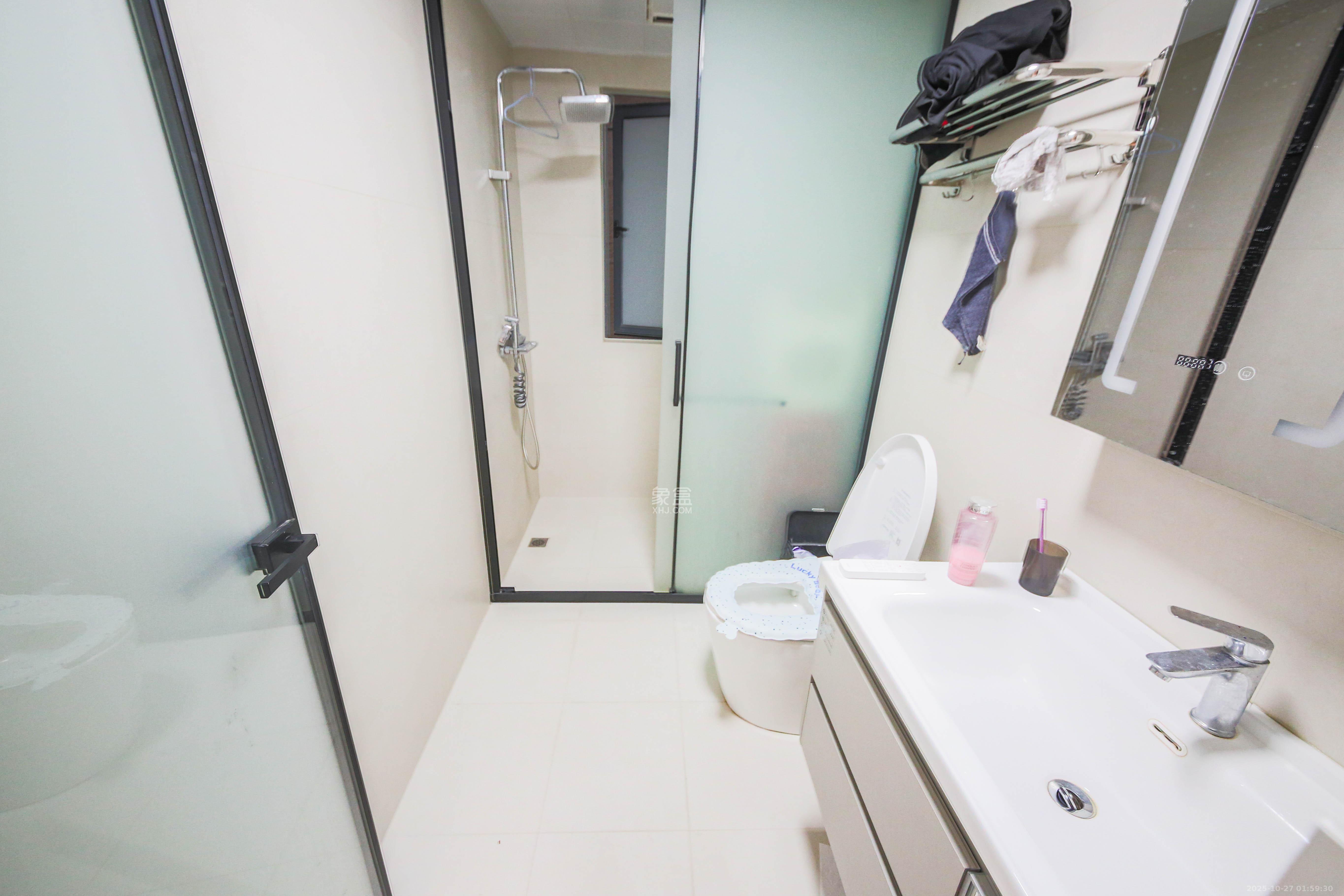 中建钰和城  3室2厅2卫    156.0万 中建钰和城  3室2厅2卫    156.0万卫生间