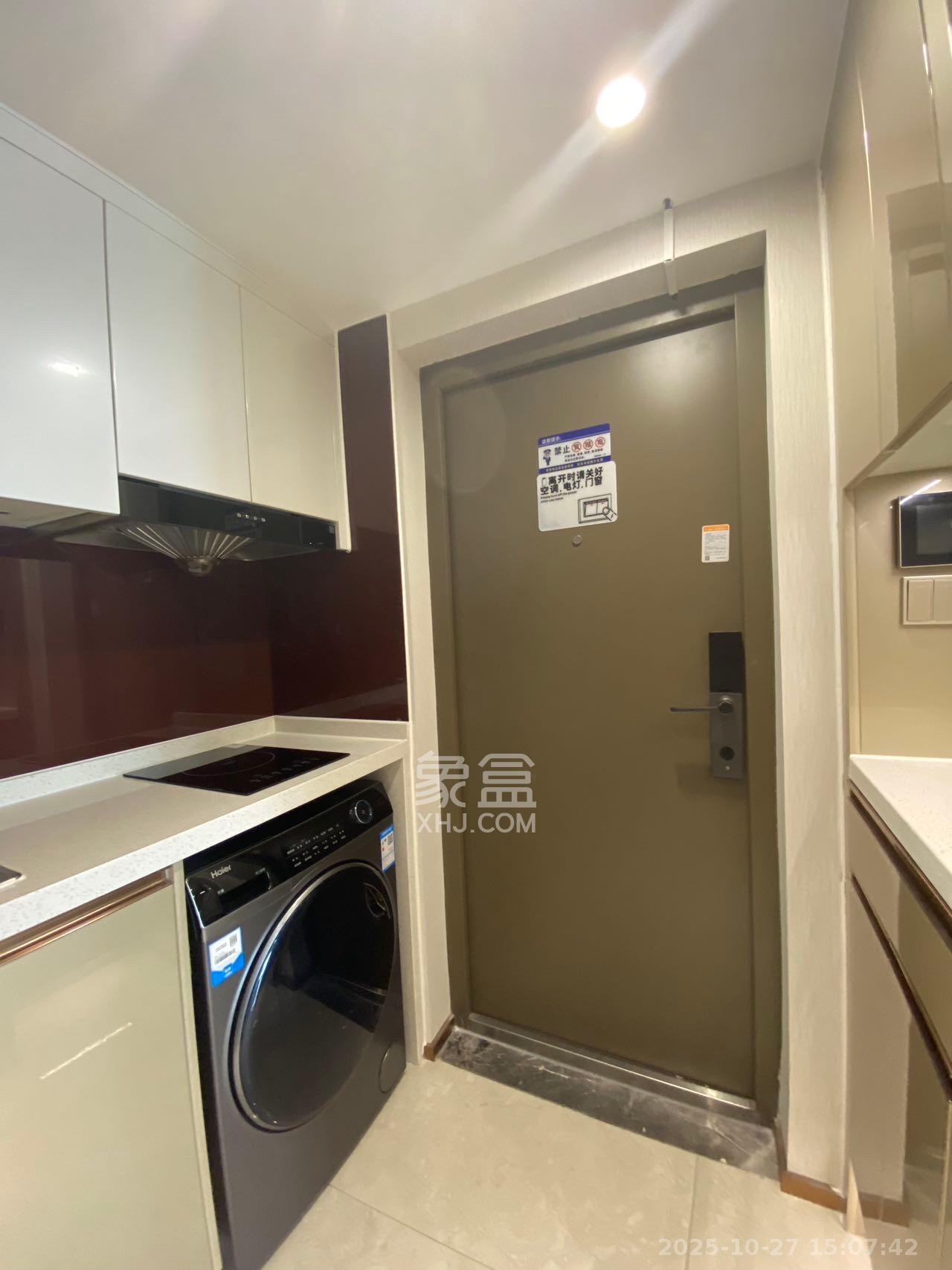 华远华时代 2室2厅1卫 3500.0元/月 华远华时代 2室2厅1卫 3500.0元/月室内图