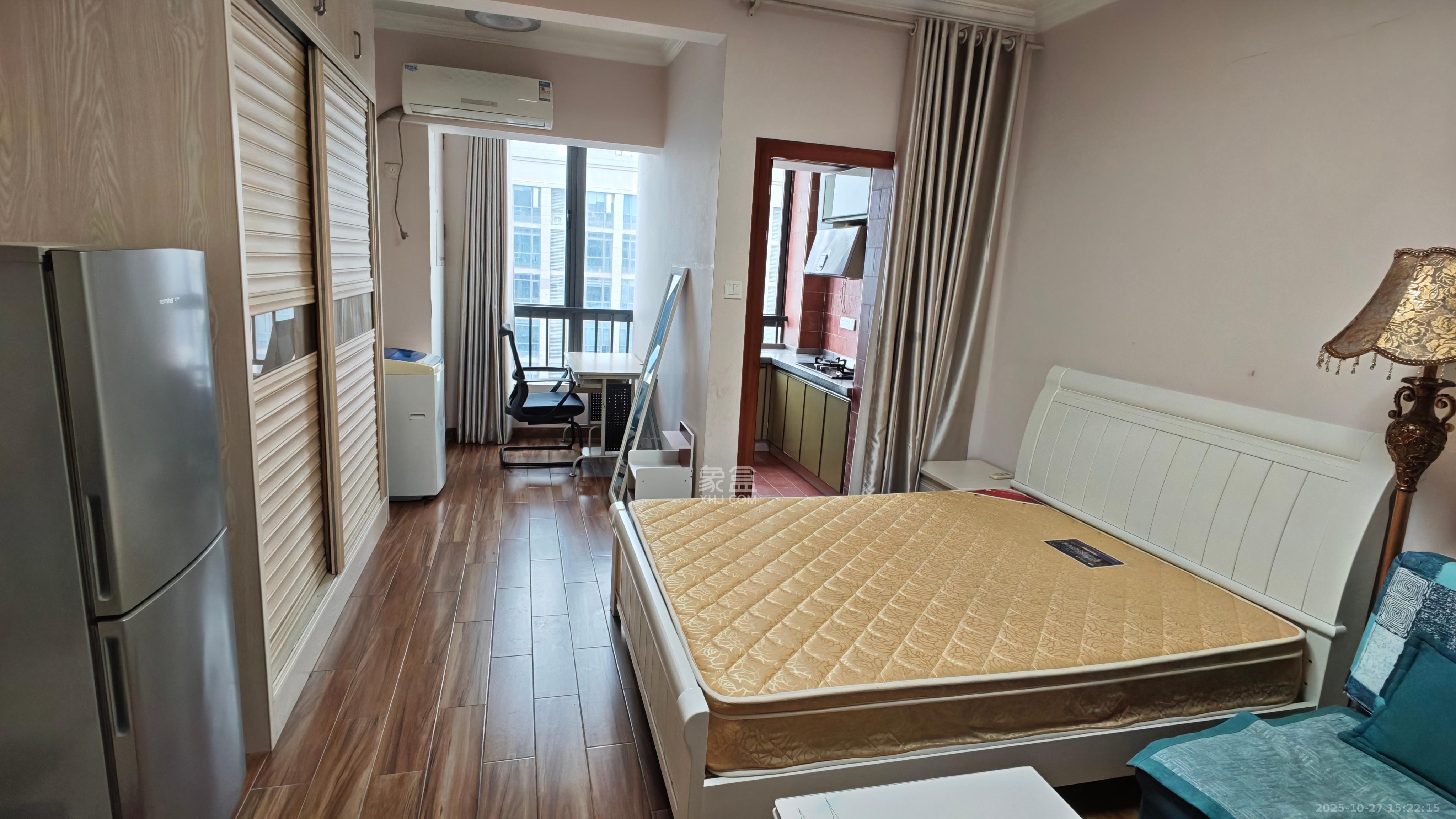 湘域相遇  1室1厅1卫    1600.0元/月室内图