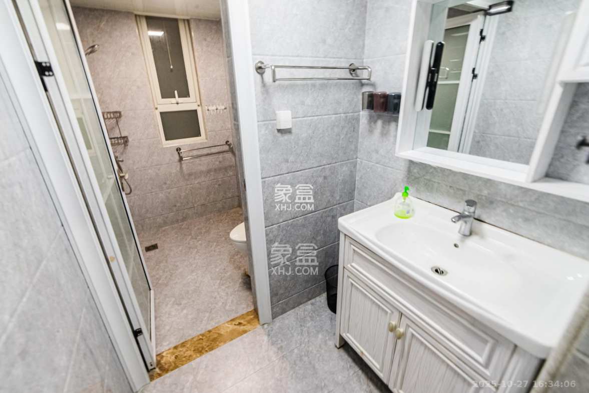 北辰三角洲E4区 3室2厅1卫 3800.0元/月 北辰三角洲E4区 3室2厅1卫 3800.0元/月室内图