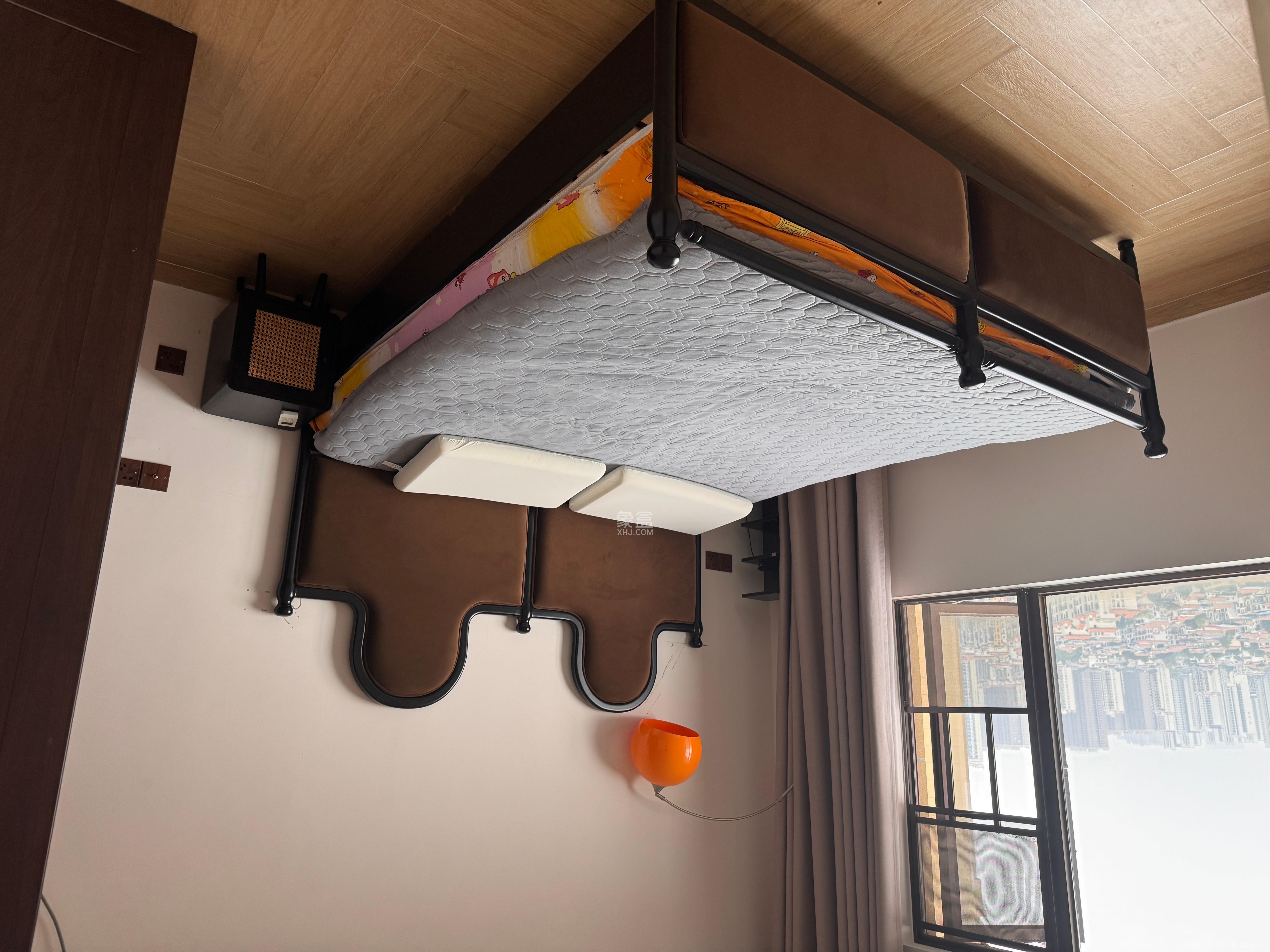 华润置地广场一期  3室2厅1卫    2200.0元/月室内图