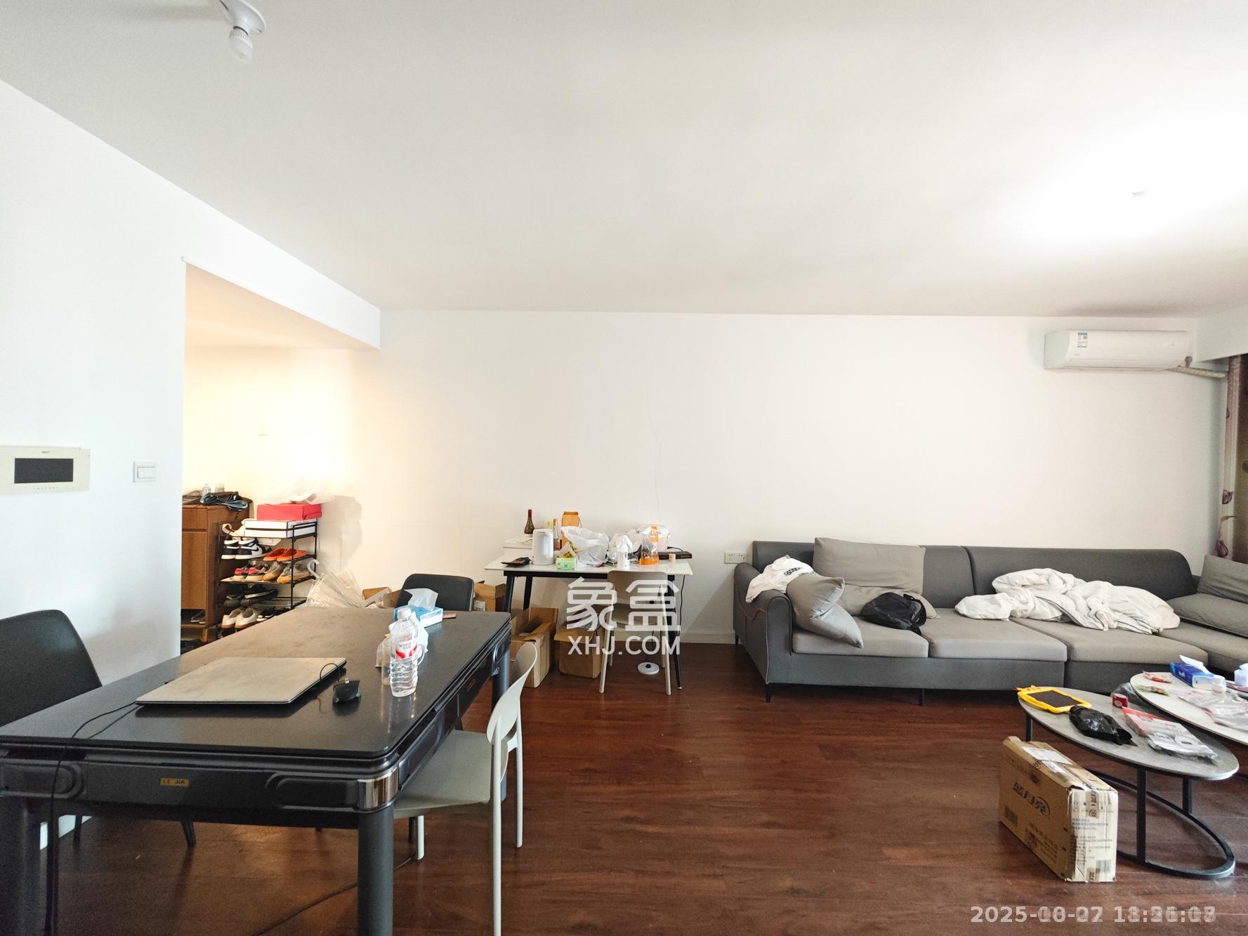 万科魅力之城观澜里  3室2厅2卫    2600.0元/月室内图1