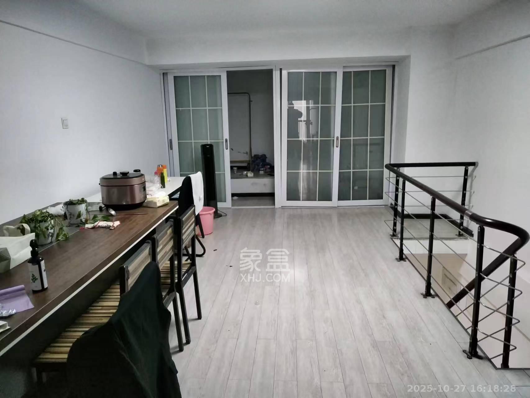 华菱蓝调国际（华菱.香墅美地）  2室2厅2卫    1600.0元/月室内图