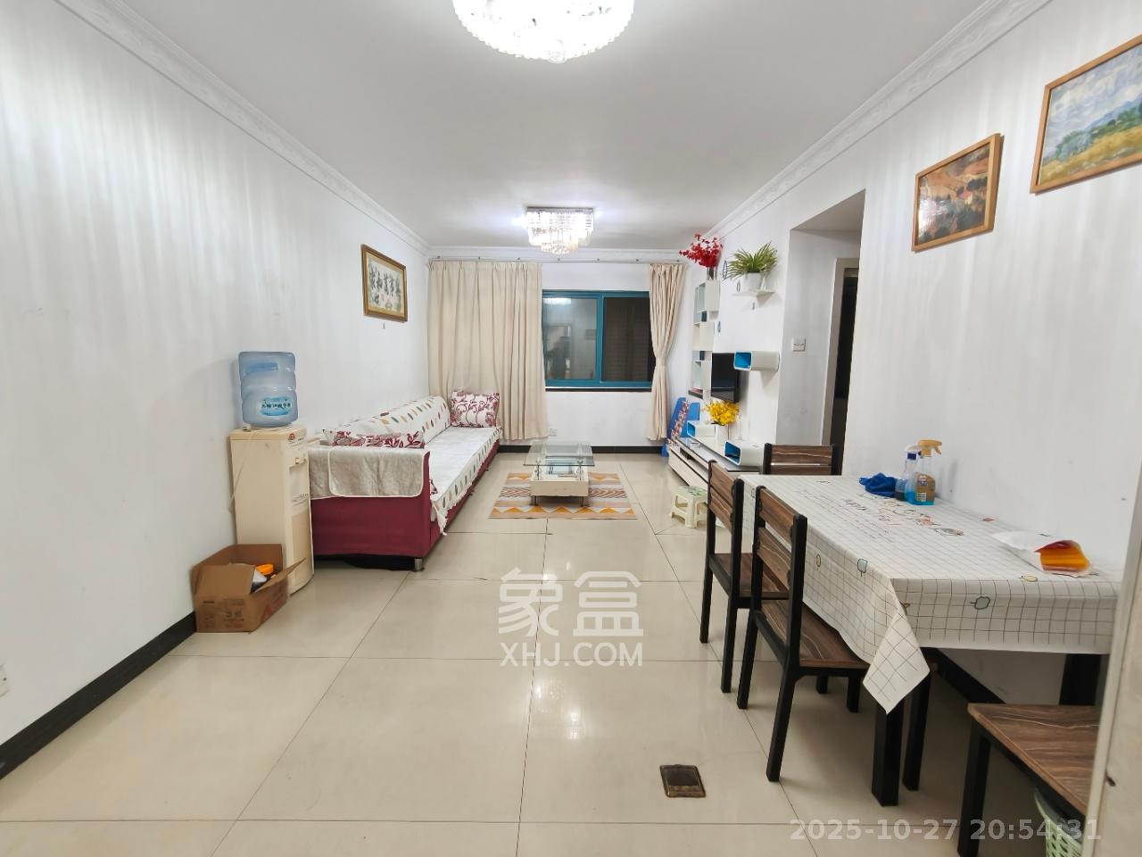 蝴蝶谷 2室2厅1卫 1400.0元/月 蝴蝶谷 2室2厅1卫 1400.0元/月室内图