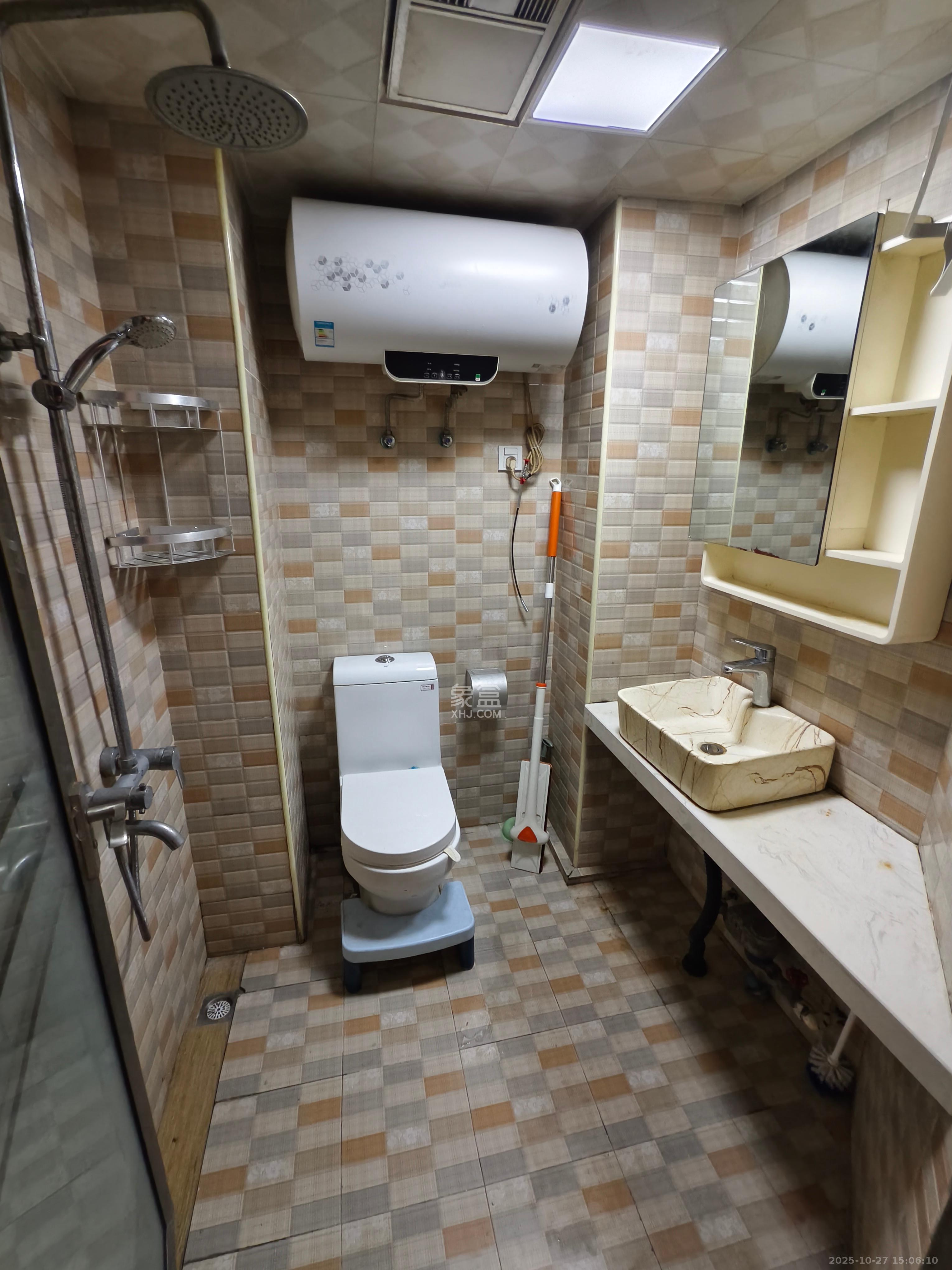 嘉汇公馆  1室1厅1卫    1300.0元/月室内图