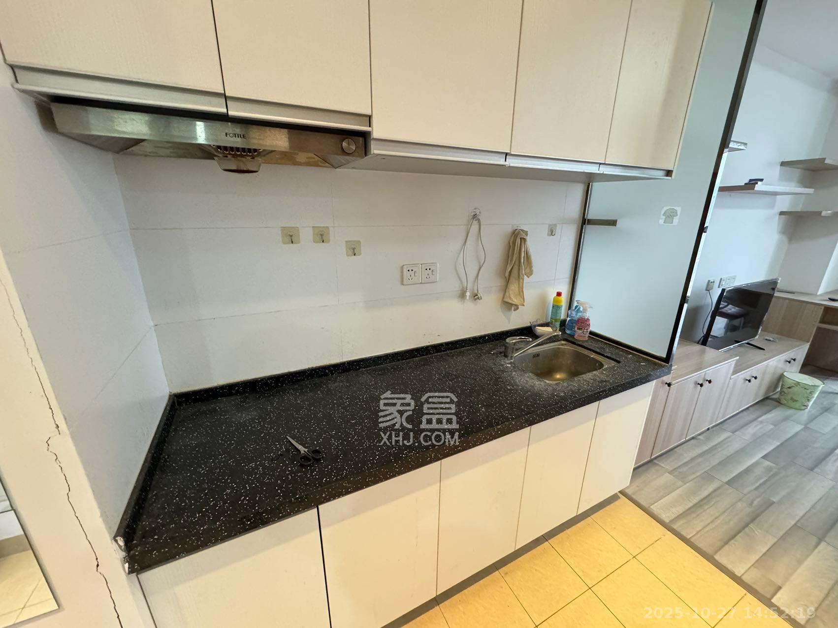 江山帝景哈佛  1室1厅1卫    1400.0元/月室内图