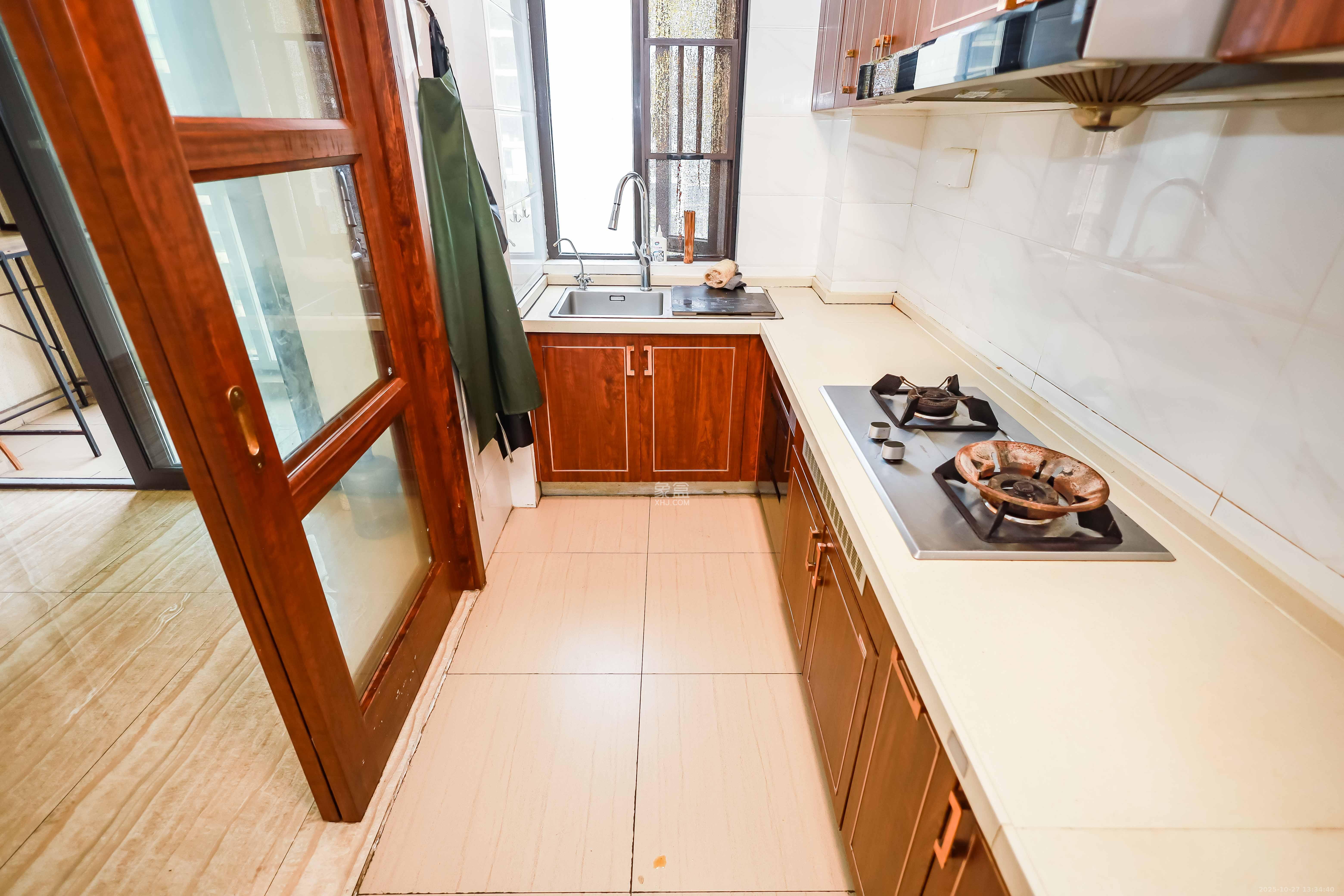 碧桂园荟隽棠 4室2厅2卫 132.0万 碧桂园荟隽棠 4室2厅2卫 132.0万厨房