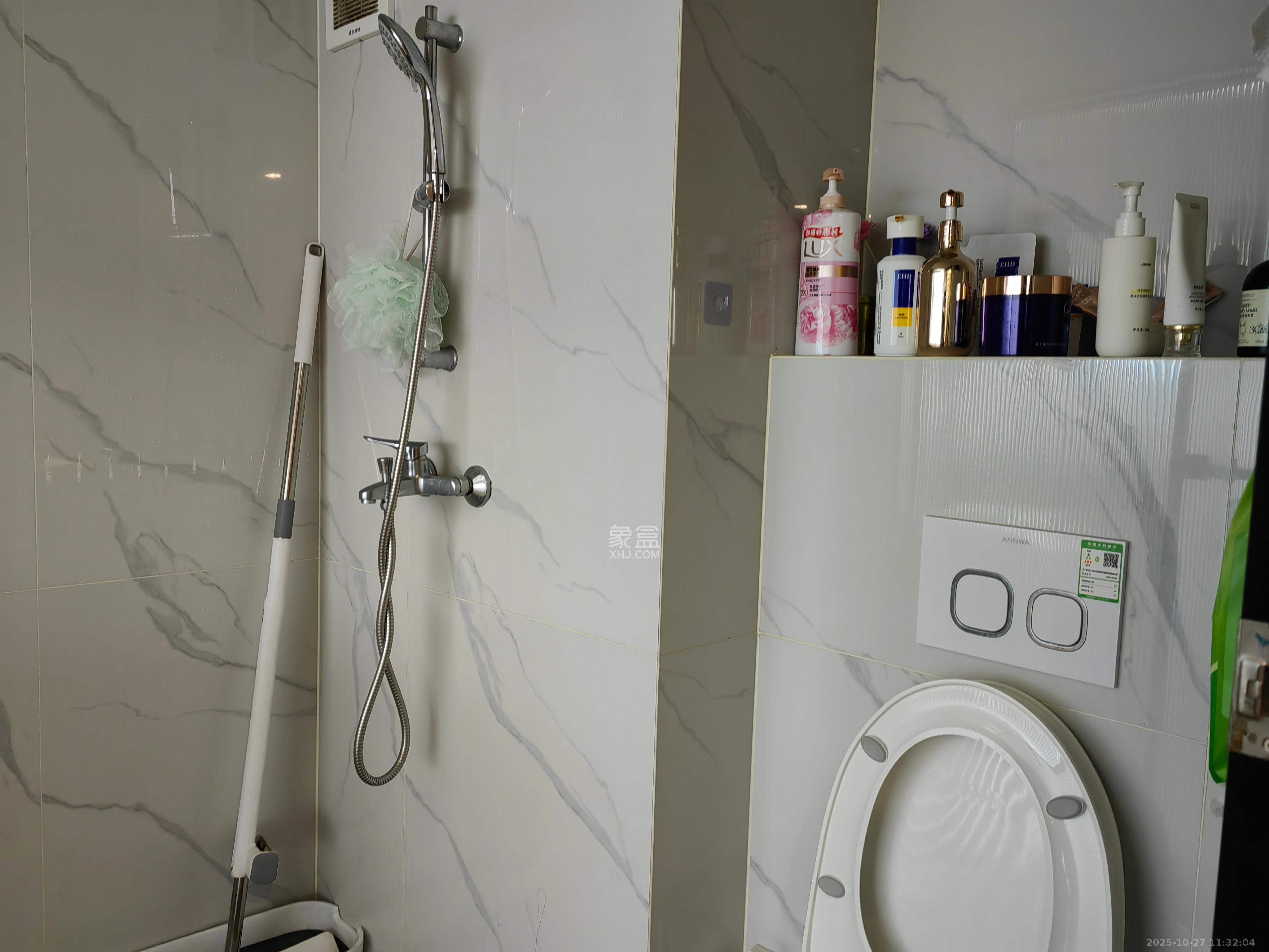 京武浪琴山三期(京武中心)  1室1厅1卫    3800.0元/月 京武浪琴山三期(京武中心)  1室1厅1卫    3800.0元/月室内图