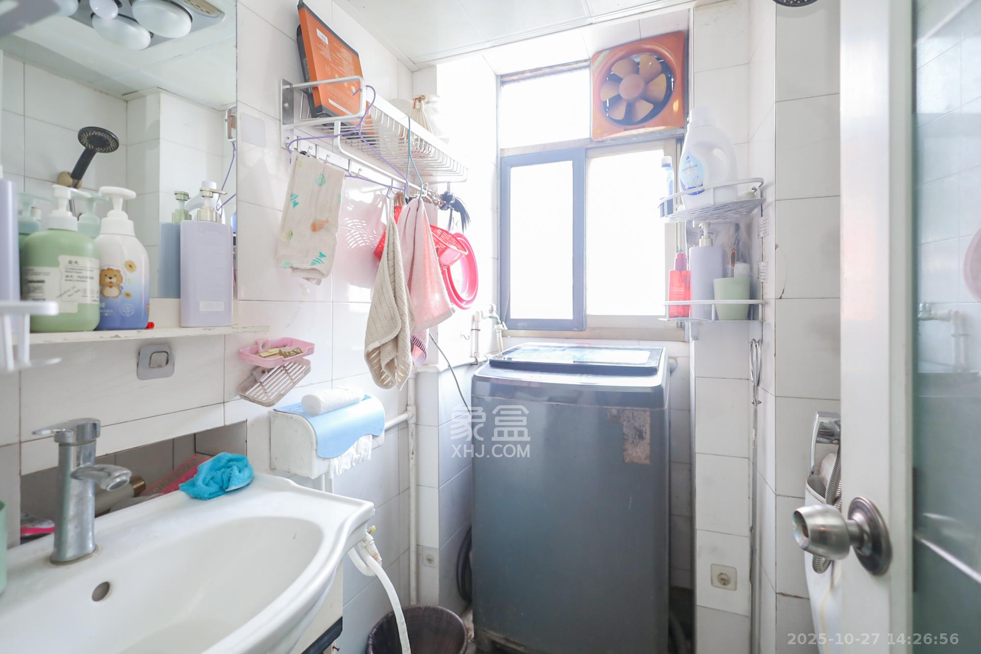 望月湖小区六片(湖中社区六片小区)  1室1厅1卫    38.6万 望月湖小区六片(湖中社区六片小区)  1室1厅1卫    38.6万卫生间