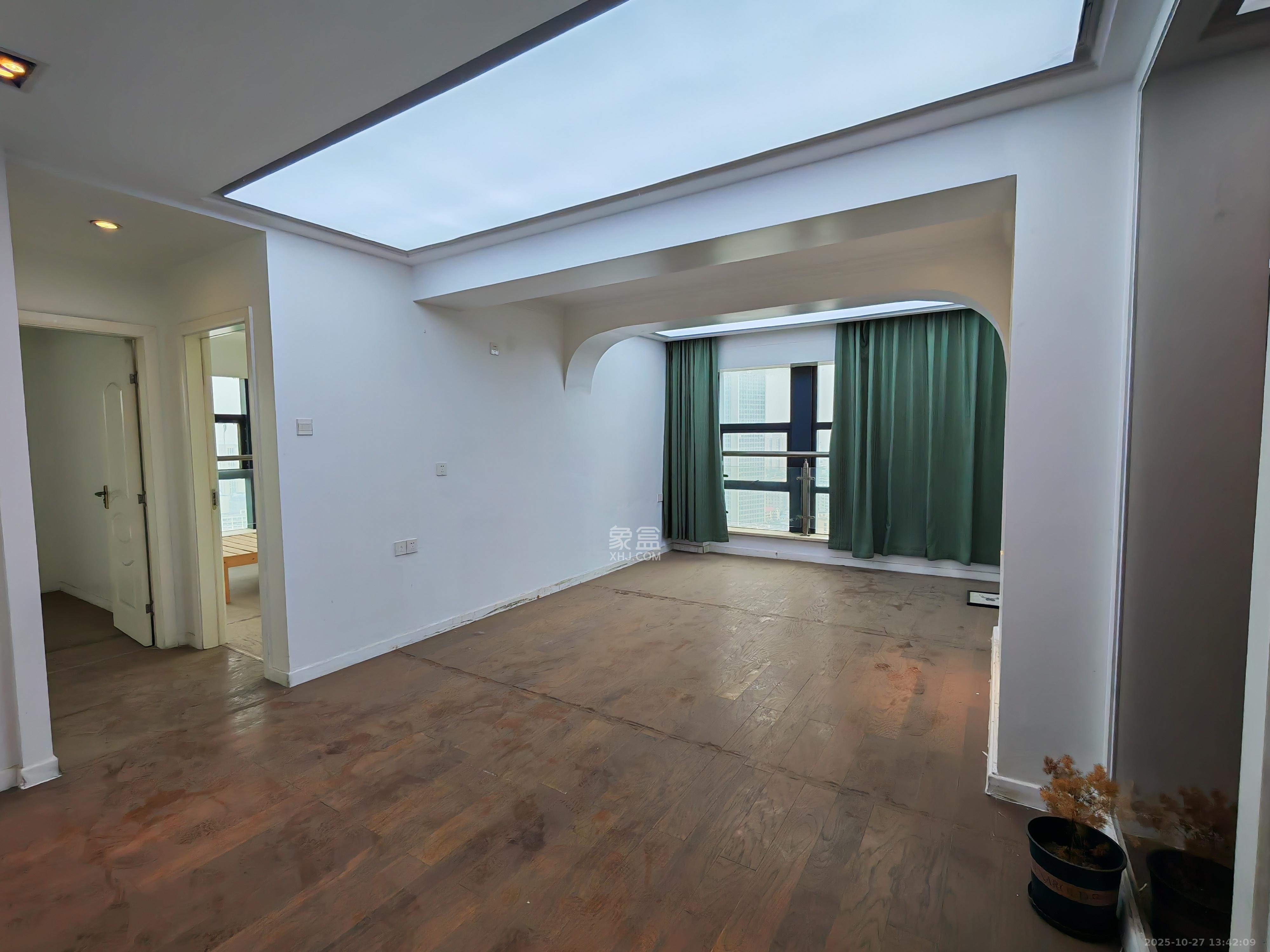 壹号公馆  2室1厅1卫    3500.0元/月