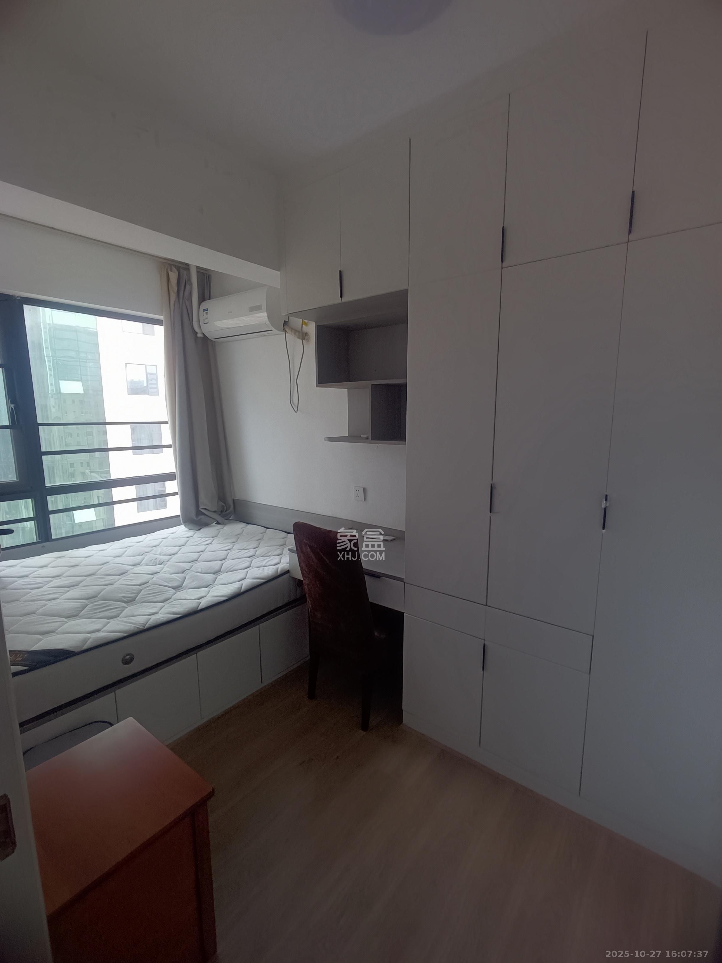 韭菜园嘉苑  2室1厅1卫    3000.0元/月 韭菜园嘉苑  2室1厅1卫    3000.0元/月室内图