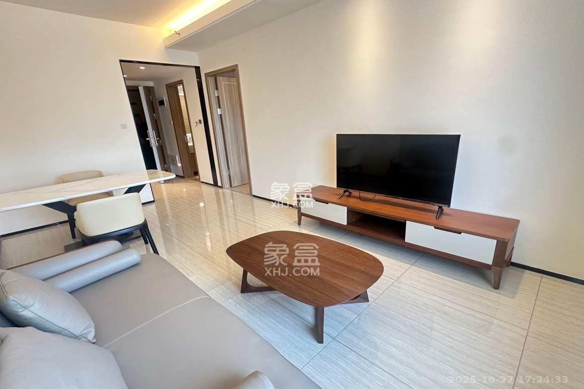 恒大国际广场 1室1厅1卫 2100.0元/月 恒大国际广场 1室1厅1卫 2100.0元/月室内图