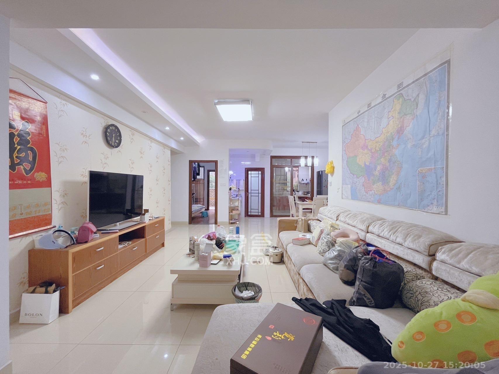 高信向日葵  3室2厅2卫    2800.0元/月 高信向日葵  3室2厅2卫    2800.0元/月