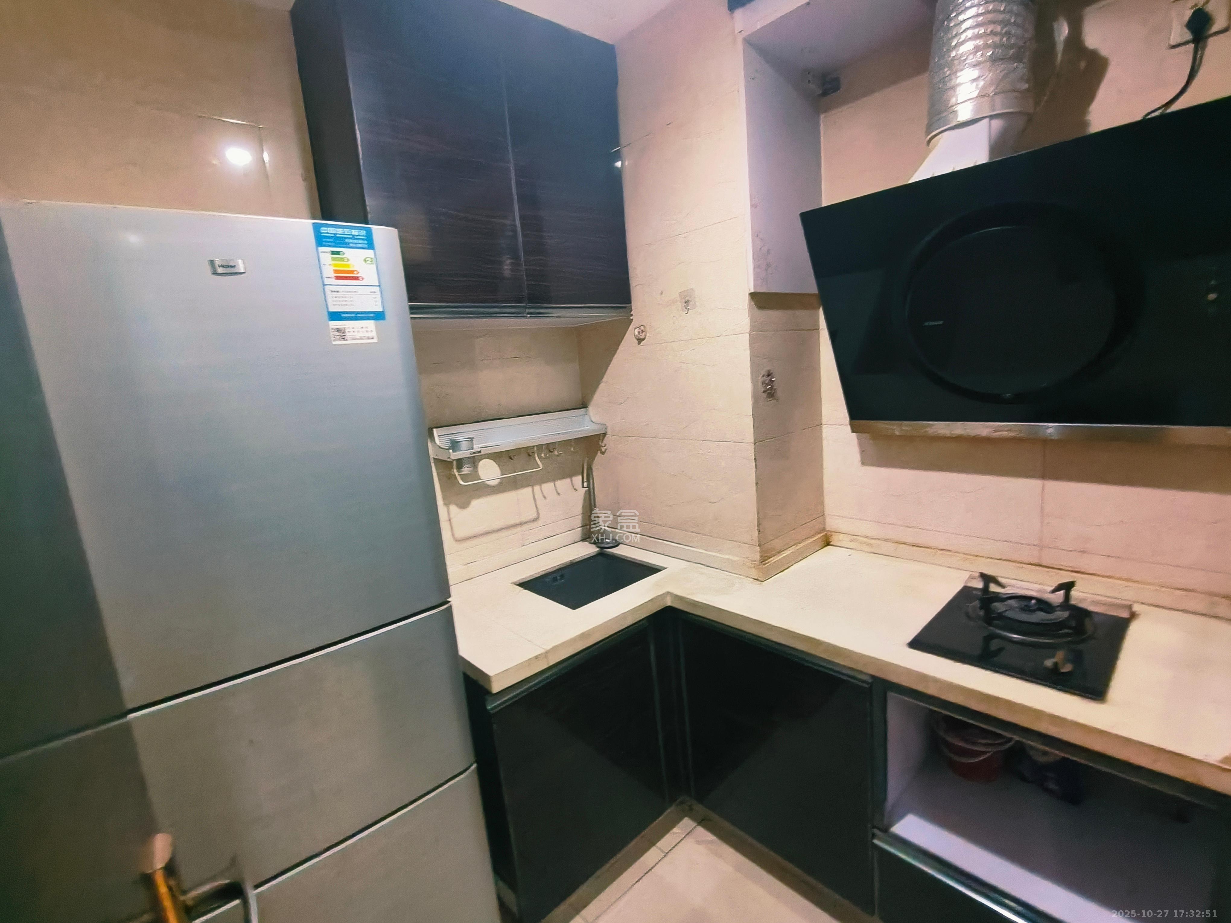 德思勤城市广场（宝格丽公寓）  1室1厅1卫    2000.0元/月室内图