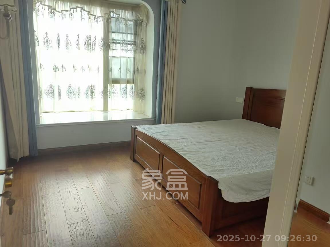 天健芙蓉盛世一期 3室2厅1卫 3850.0元/月 天健芙蓉盛世一期 3室2厅1卫 3850.0元/月室内图