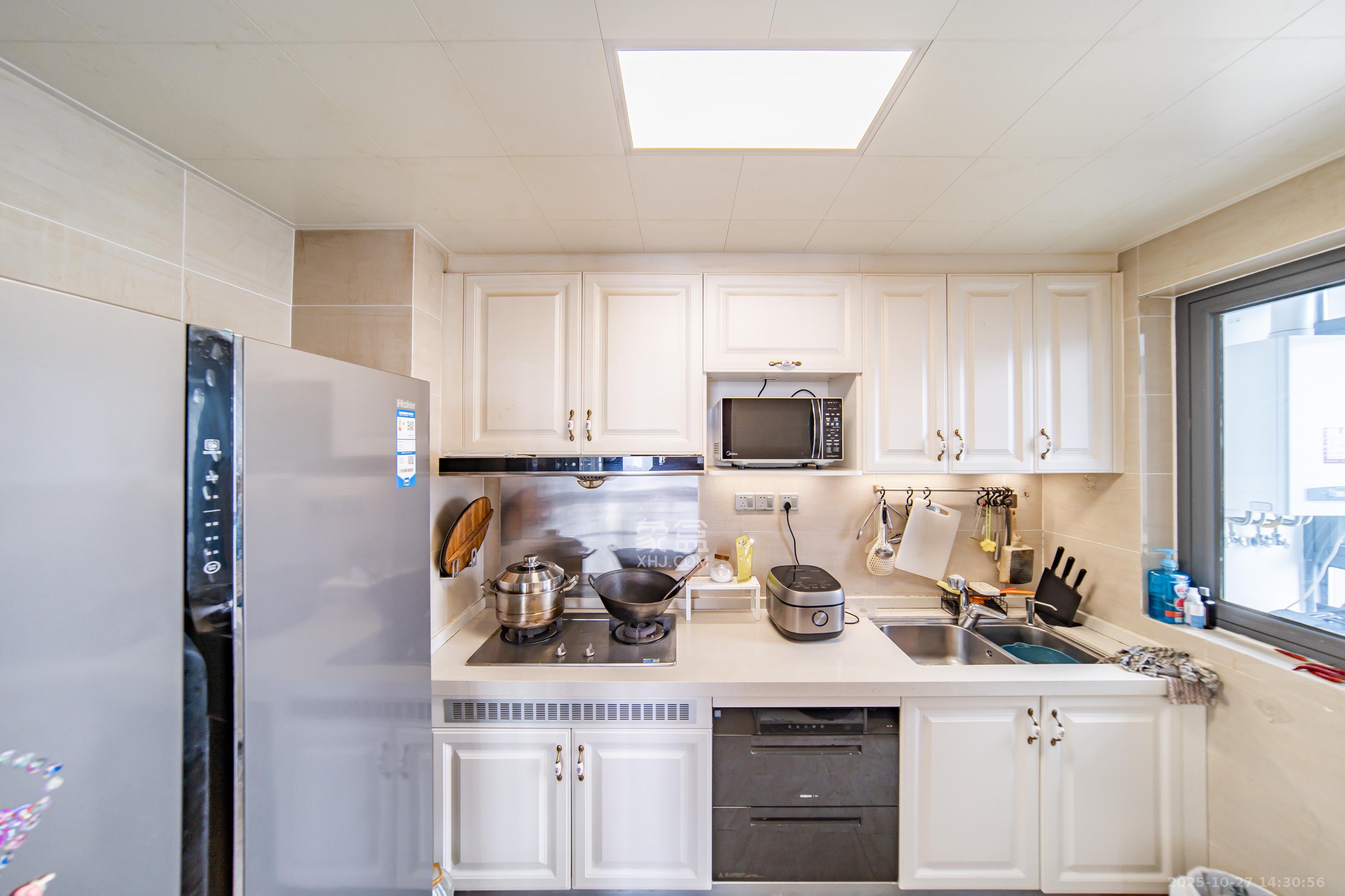 恒大文化旅游城A区  2室1厅1卫    60.0万 恒大文化旅游城A区  2室1厅1卫    60.0万厨房